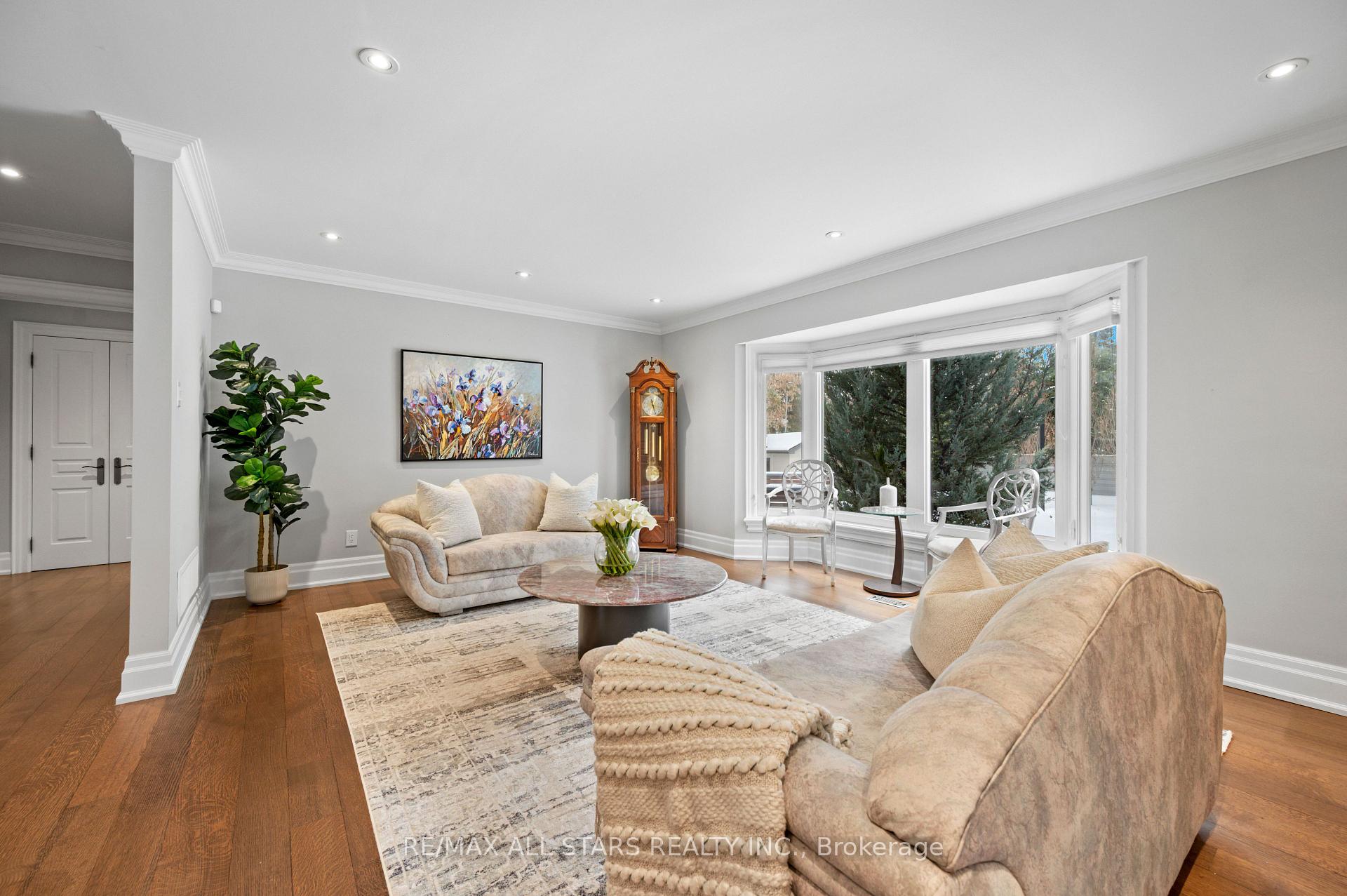 Photo 12 of 6 Boyd Court, Markham, Victoria Square — HOMEH
