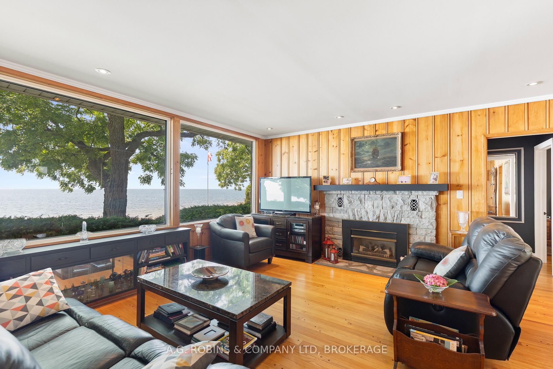 Photo 9 of 10773 Lakeshore Road, Wainfleet, Lakeshore — HOMEH