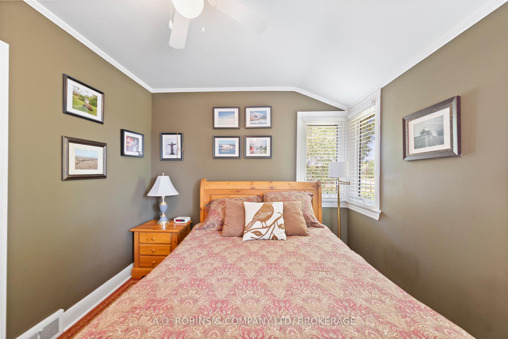 Photo 15 of 10773 Lakeshore Road, Wainfleet, Lakeshore — HOMEH