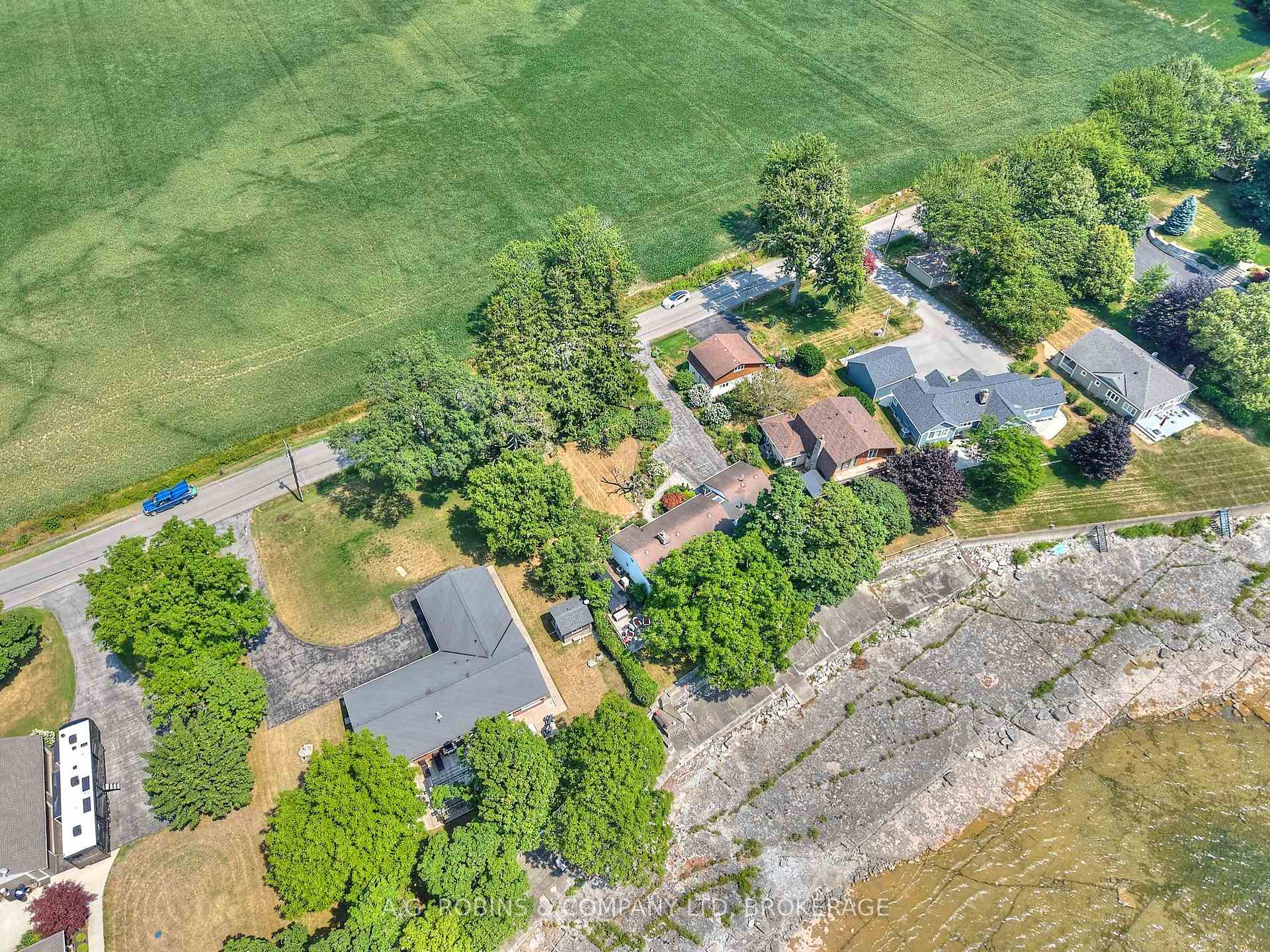 Photo 22 of 10773 Lakeshore Road, Wainfleet, Lakeshore — HOMEH