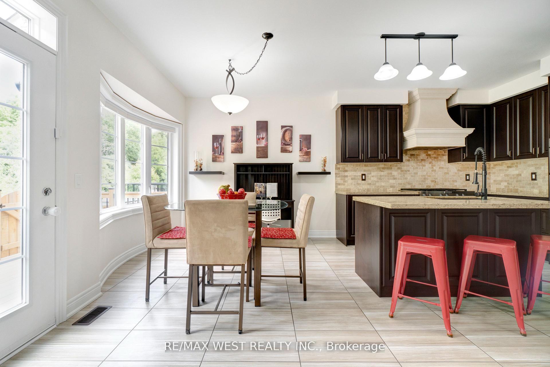 Photo 7 of 32 Brookwater Crescent, Caledon, Rural Caledon — HOMEH