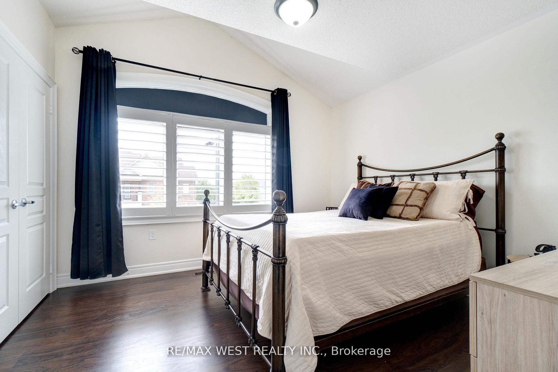 Photo 13 of 32 Brookwater Crescent, Caledon, Rural Caledon — HOMEH