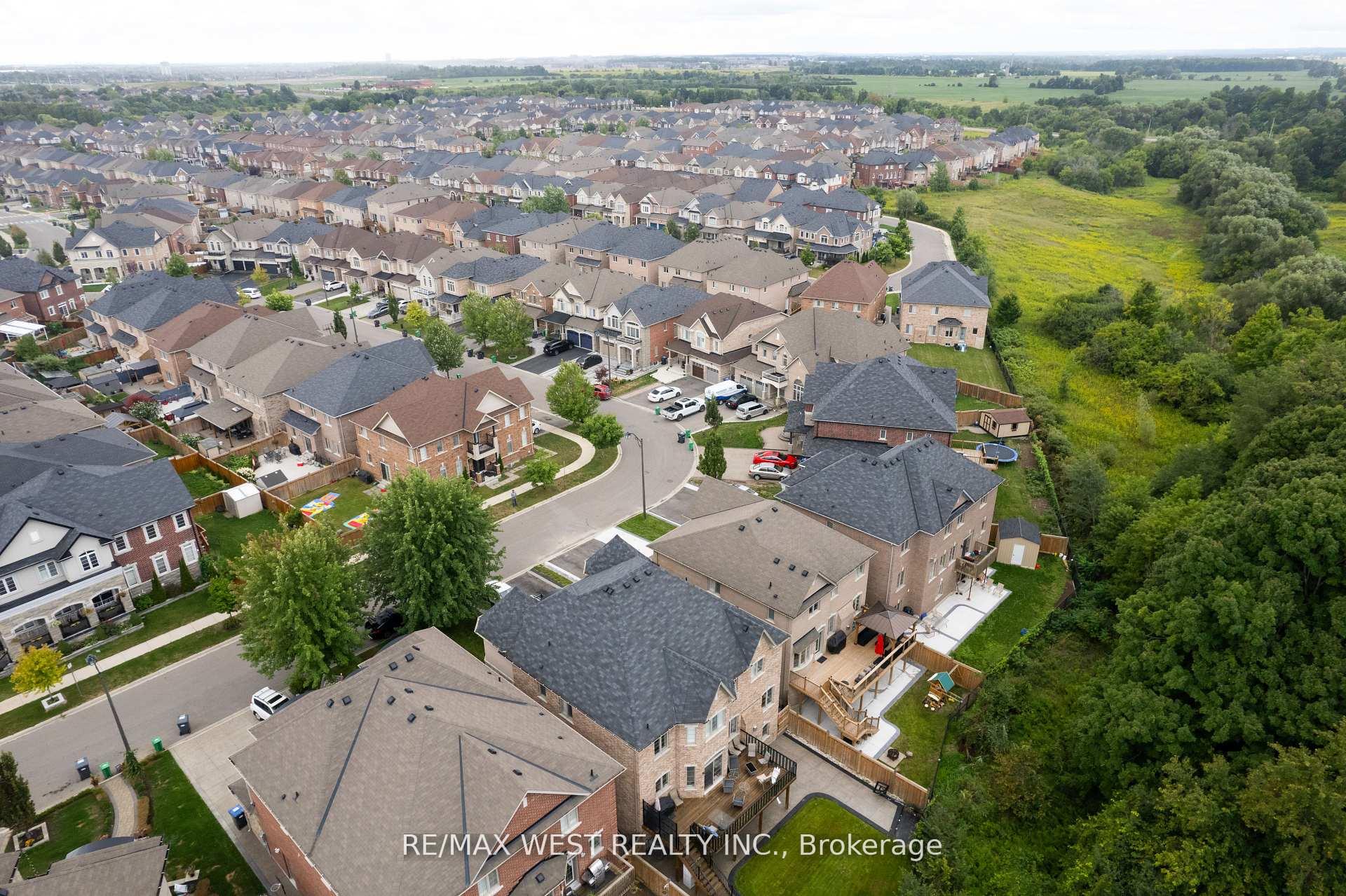 Photo 22 of 32 Brookwater Crescent, Caledon, Rural Caledon — HOMEH