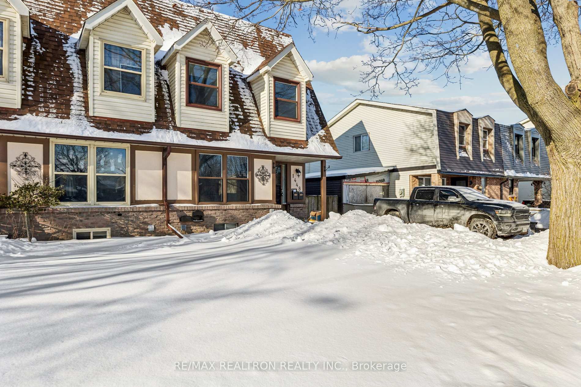 Photo 2 of Unit Main, 1448 Ritson Road, Oshawa, Lakeview — HOMEH