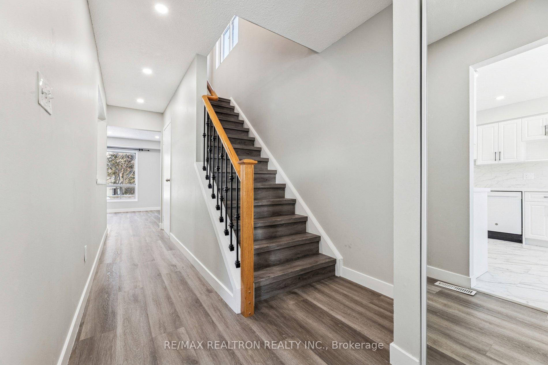 Photo 3 of Unit Main, 1448 Ritson Road, Oshawa, Lakeview — HOMEH