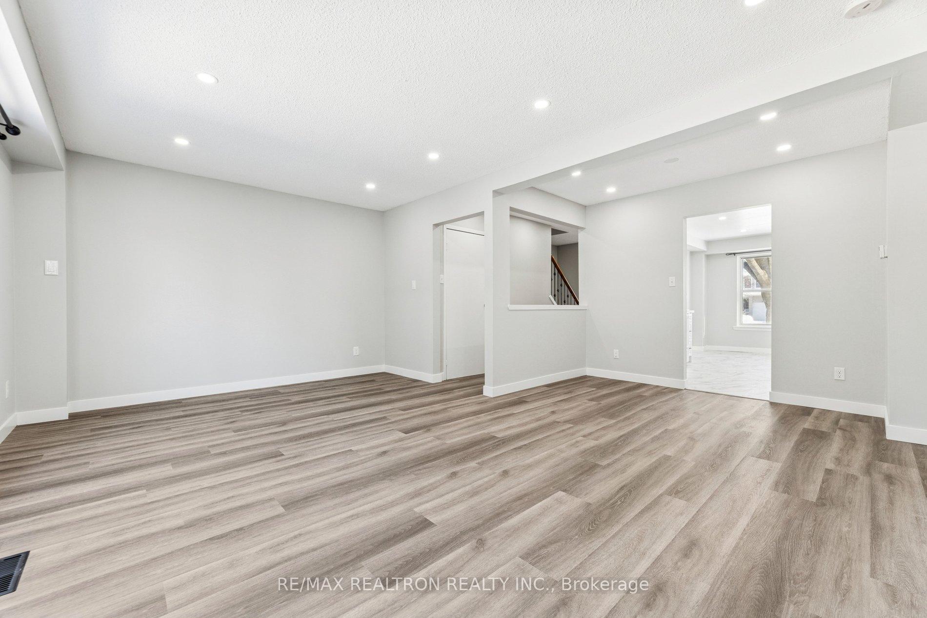 Photo 24 of Unit Main, 1448 Ritson Road, Oshawa, Lakeview — HOMEH