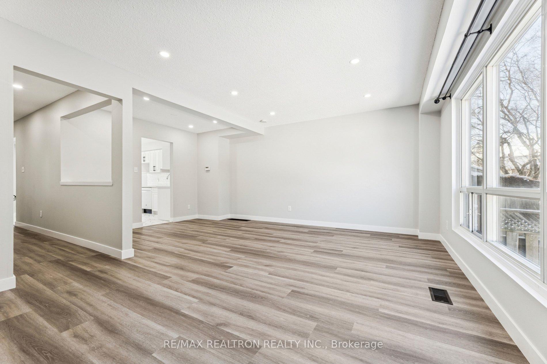 Photo 5 of Unit Main, 1448 Ritson Road, Oshawa, Lakeview — HOMEH
