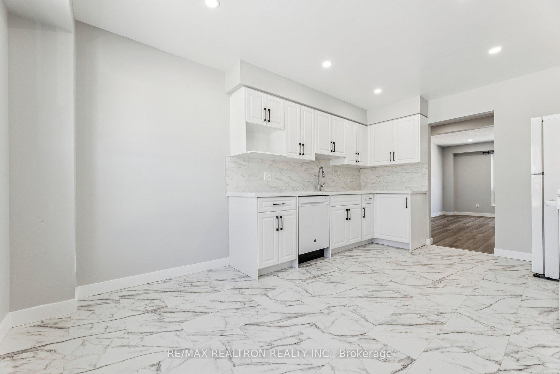 Photo 7 of Unit Main, 1448 Ritson Road, Oshawa, Lakeview — HOMEH