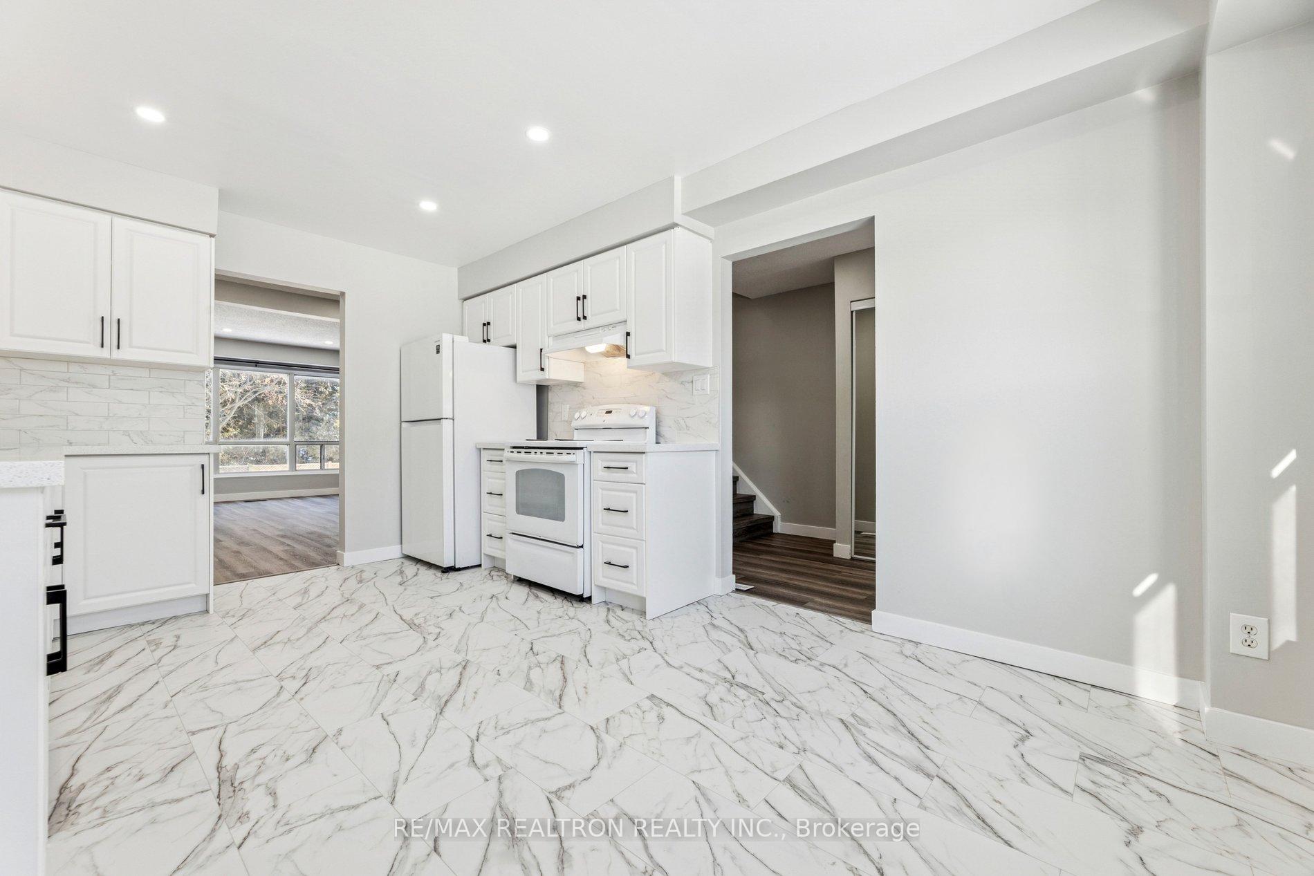Photo 8 of Unit Main, 1448 Ritson Road, Oshawa, Lakeview — HOMEH