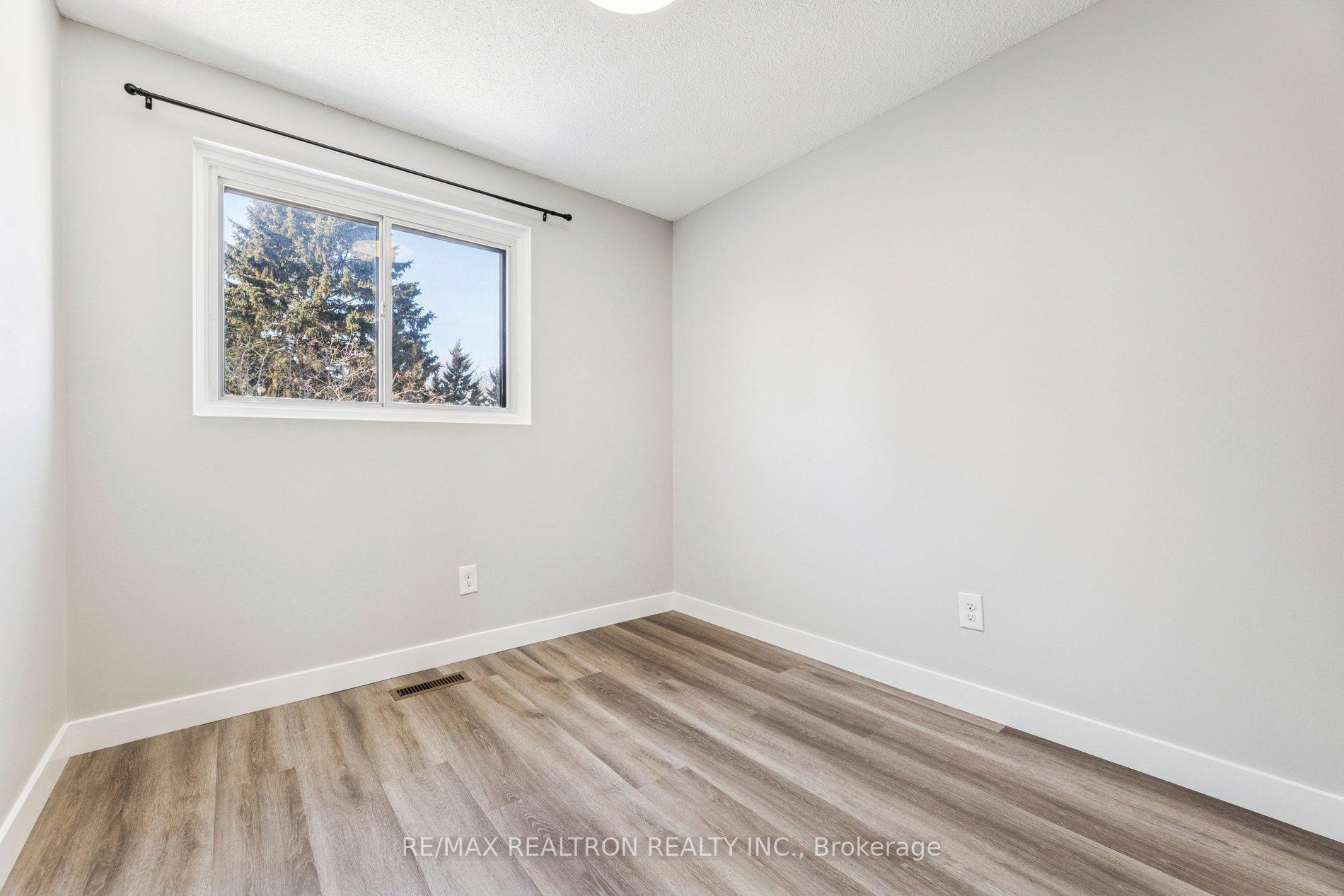 Photo 19 of Unit Main, 1448 Ritson Road, Oshawa, Lakeview — HOMEH