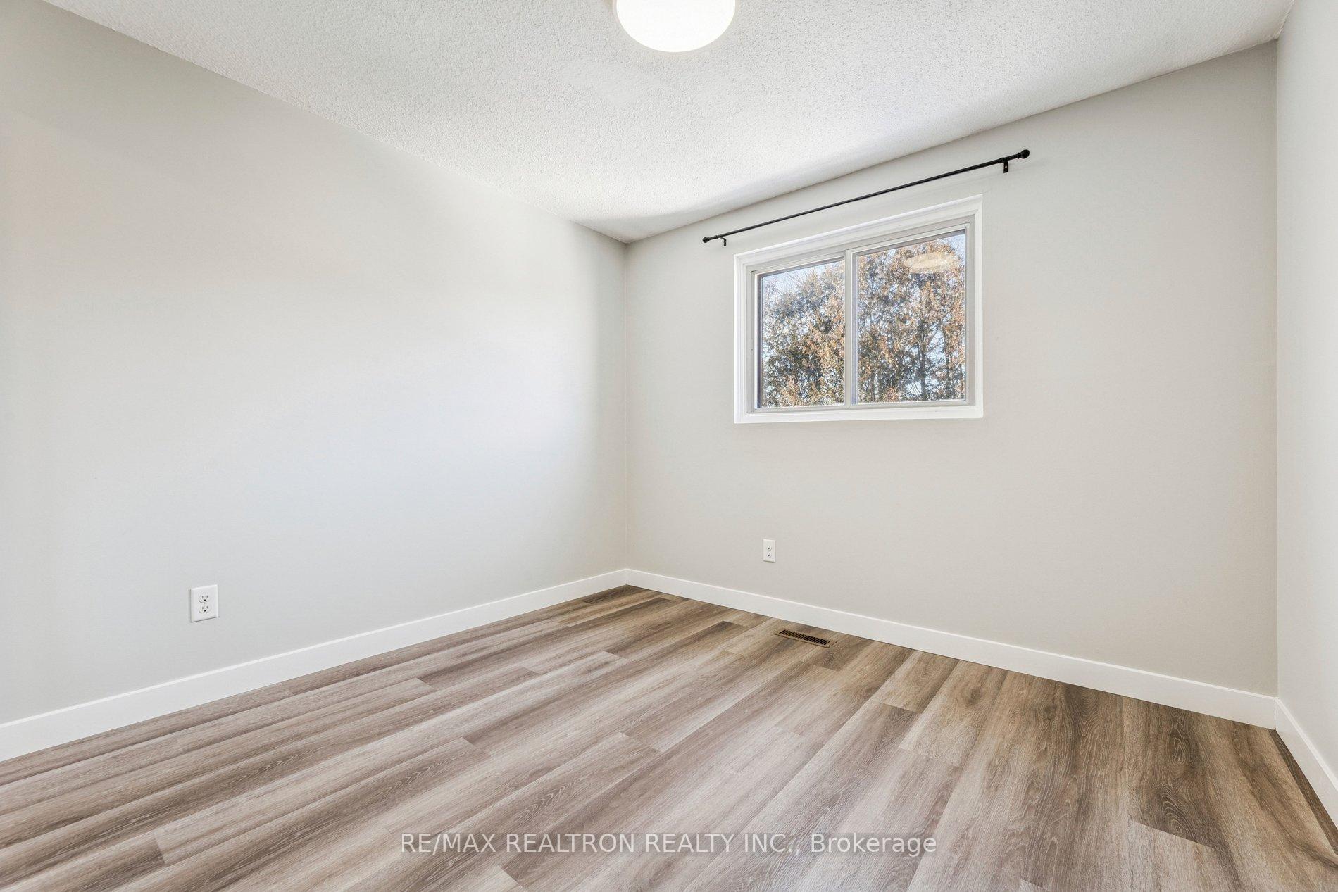 Photo 15 of Unit Main, 1448 Ritson Road, Oshawa, Lakeview — HOMEH