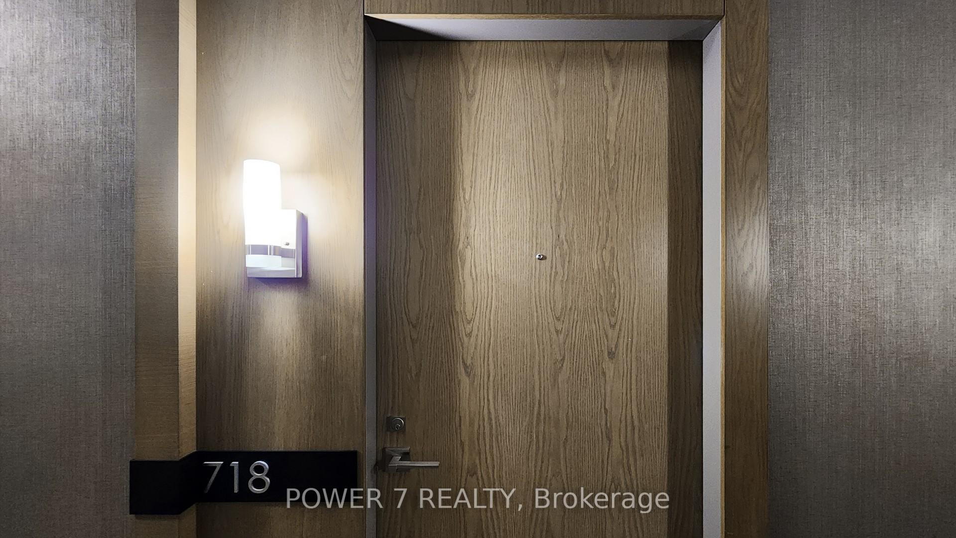 Photo 5 of Unit 718, 28 Uptown Drive, Markham, Unionville — HOMEH