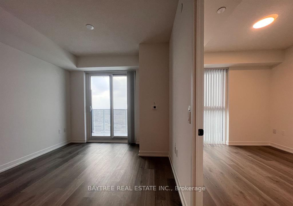 Photo 4 of Unit 1610, 195 Commerce Street, Vaughan, Vaughan Corporate Centre — HOMEH
