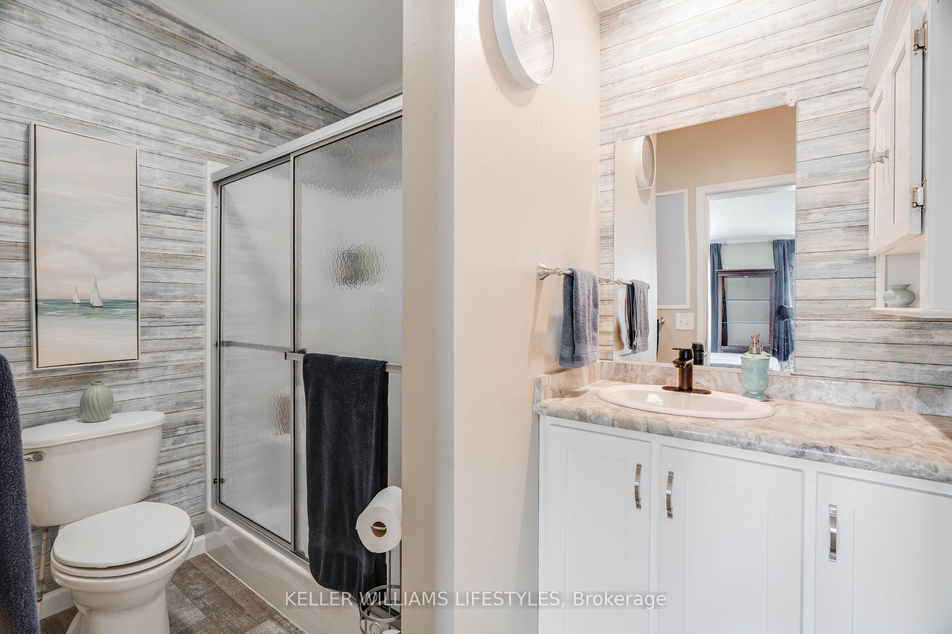 Photo 5 of 21 Kellestine Drive, Strathroy-Caradoc, SE — HOMEH