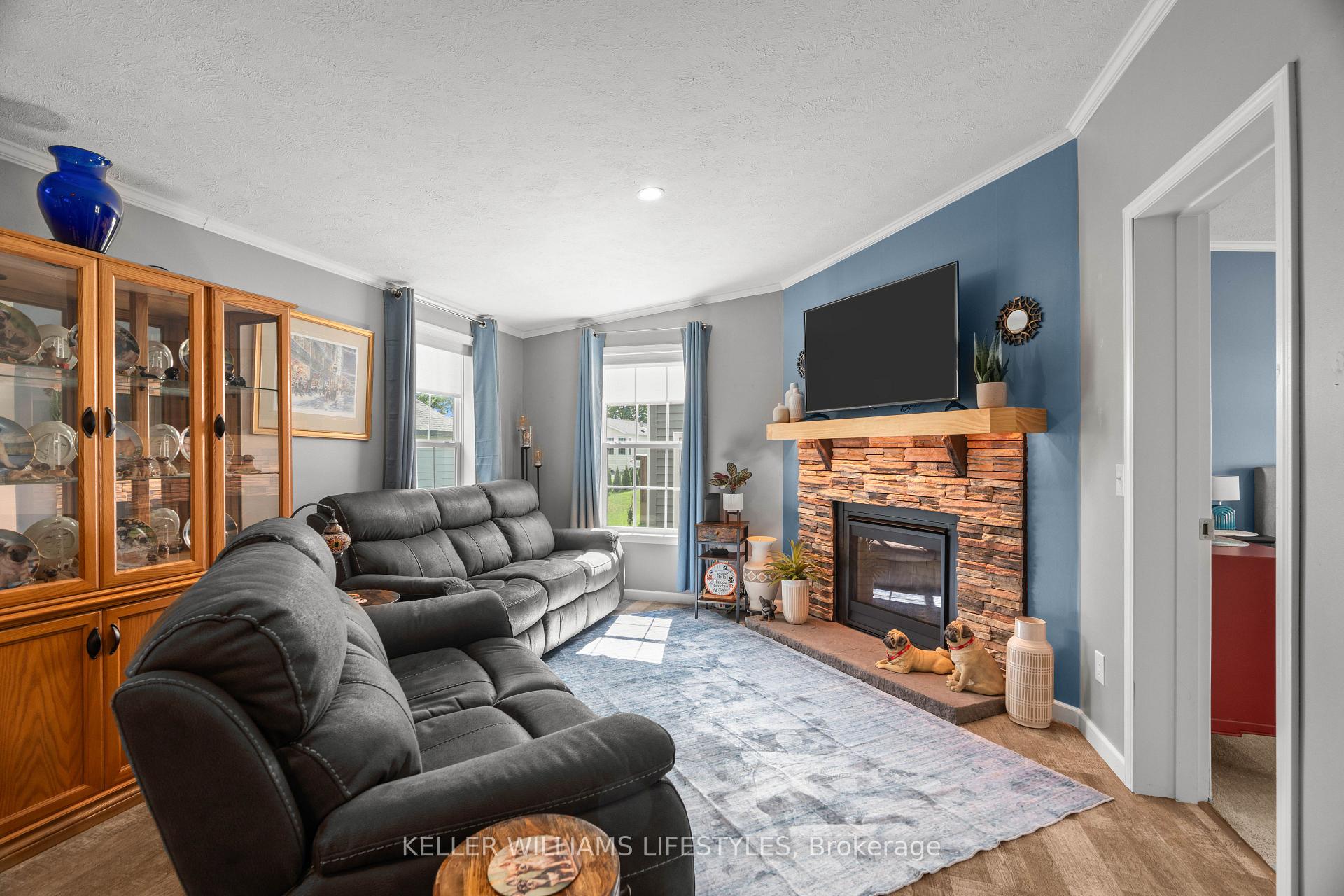 Photo 26 of 21 Kellestine Drive, Strathroy-Caradoc, SE — HOMEH