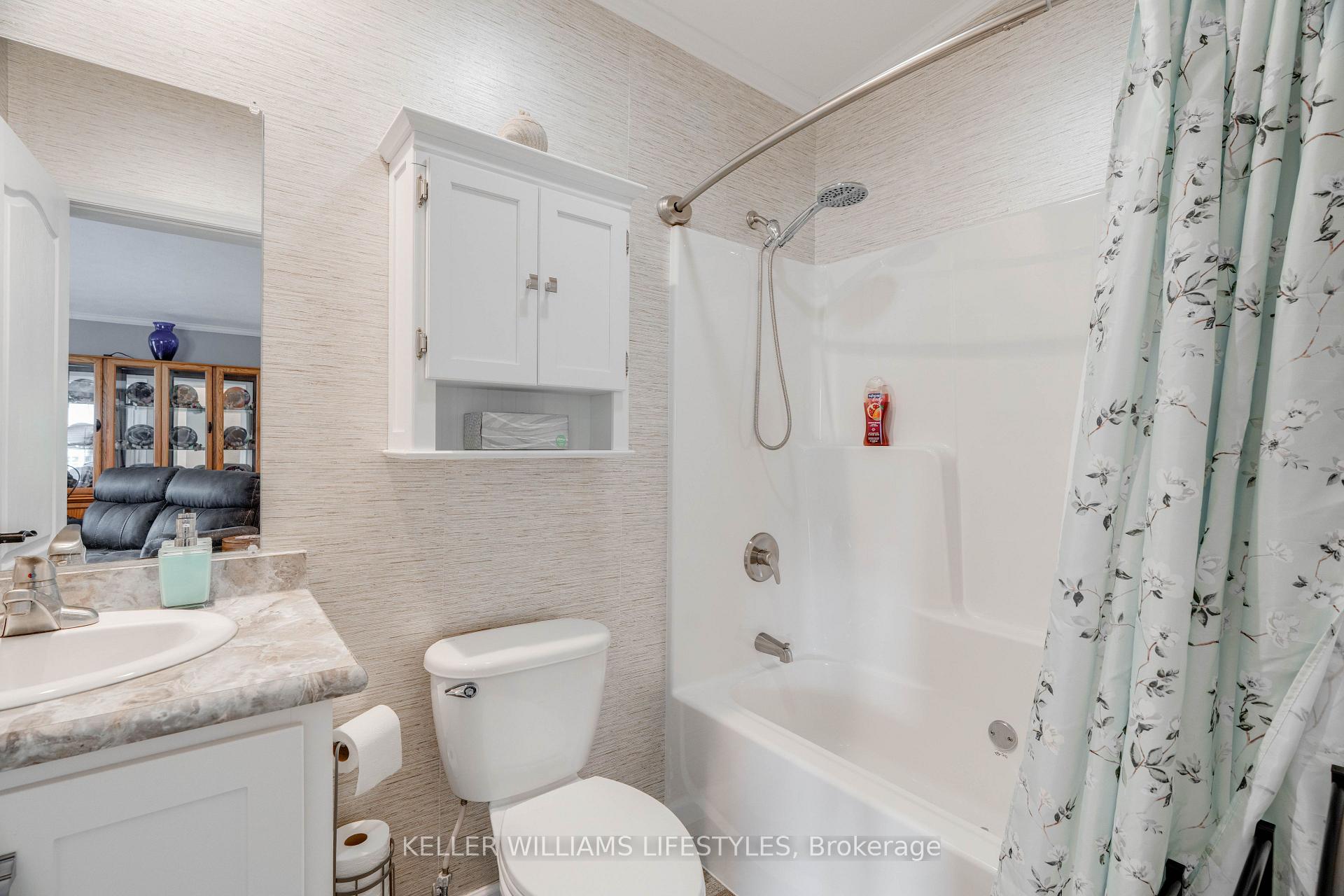 Photo 29 of 21 Kellestine Drive, Strathroy-Caradoc, SE — HOMEH