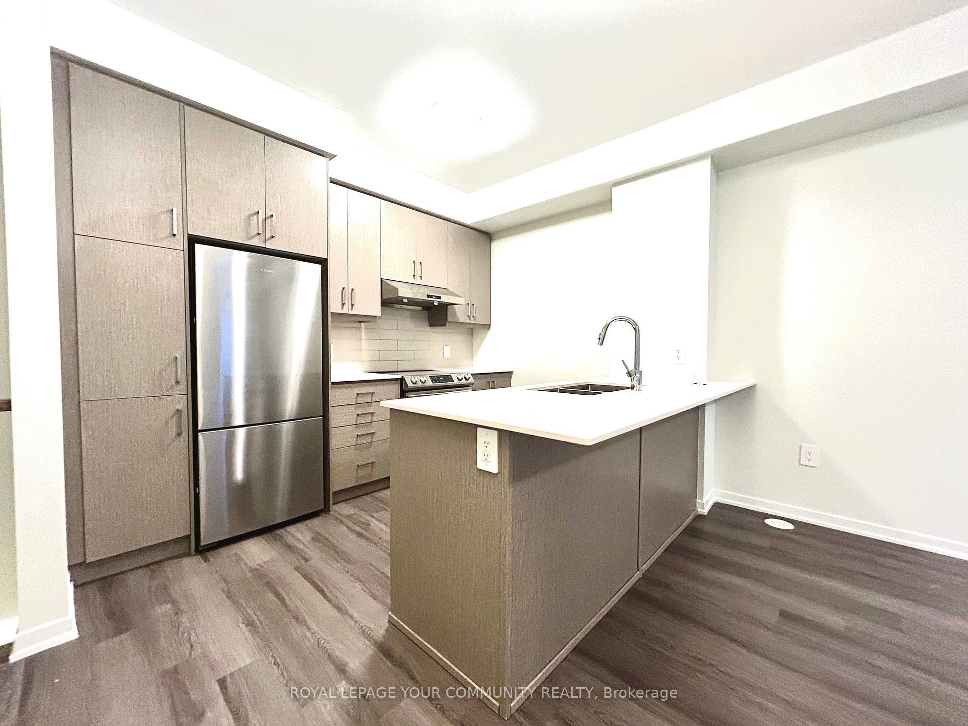 Photo 22 of Unit 76, 39 Honeycrisp Crescent, Vaughan, Vaughan Corporate Centre — HOMEH