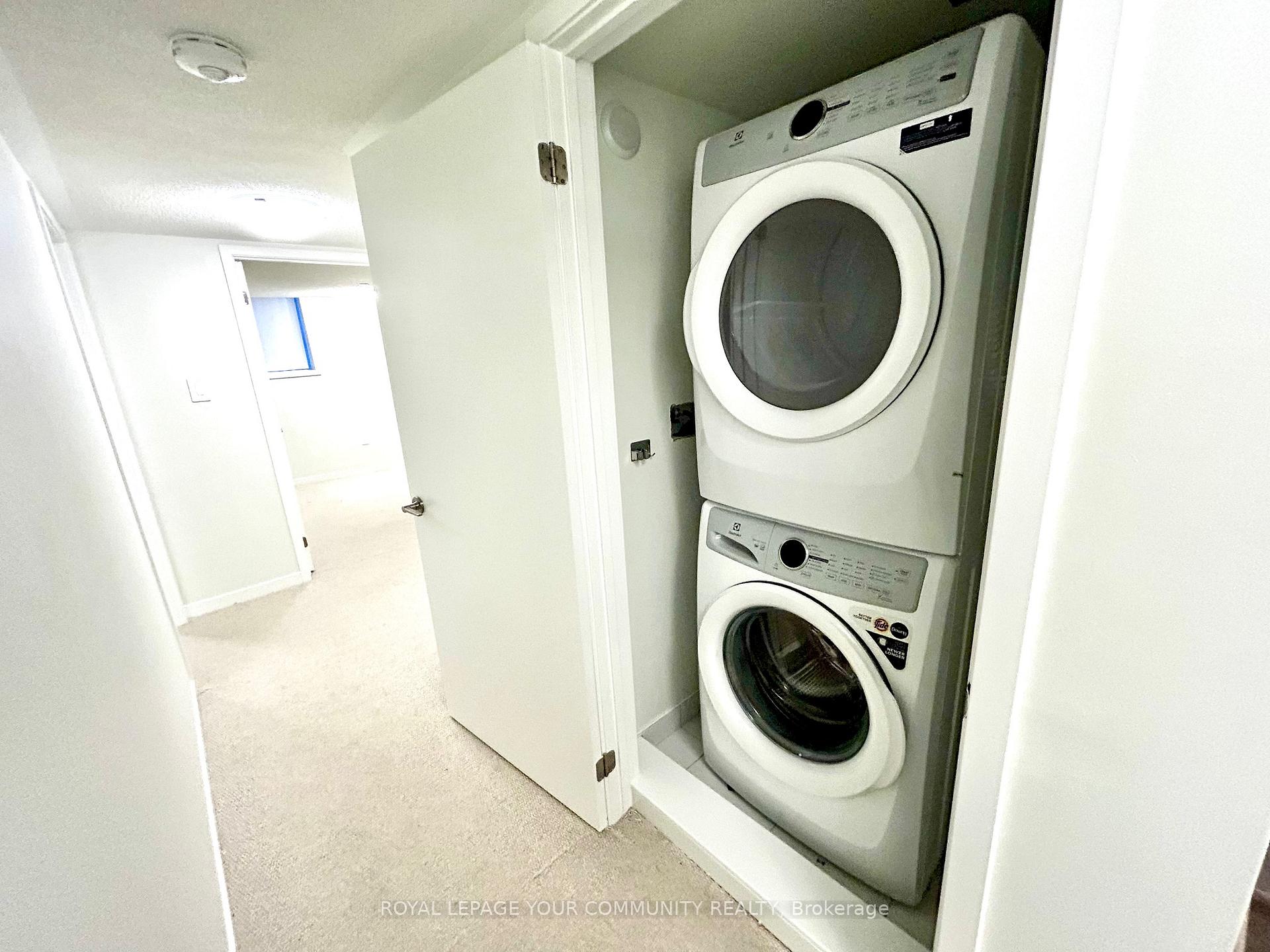 Photo 9 of Unit 76, 39 Honeycrisp Crescent, Vaughan, Vaughan Corporate Centre — HOMEH