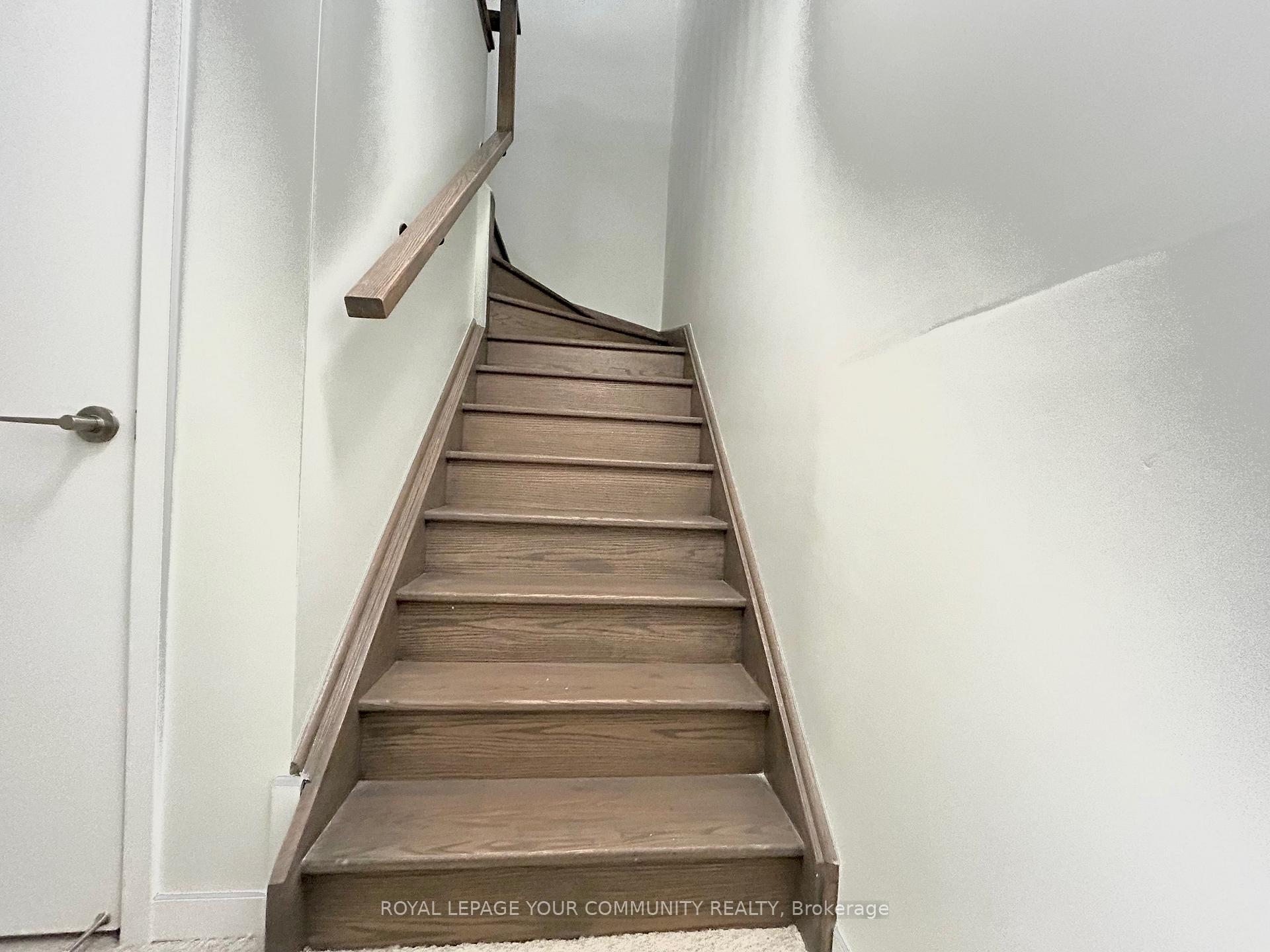 Photo 12 of Unit 76, 39 Honeycrisp Crescent, Vaughan, Vaughan Corporate Centre — HOMEH