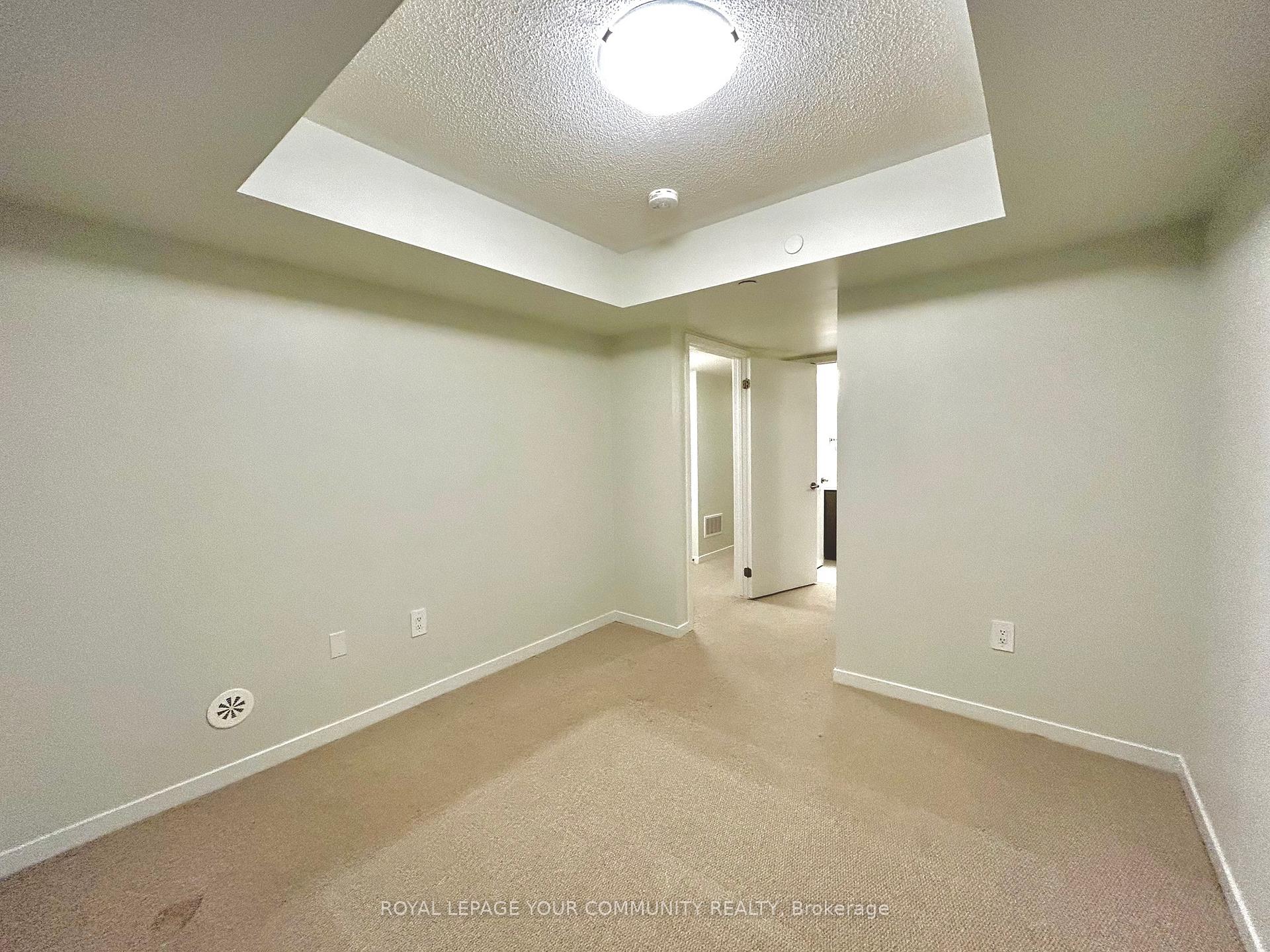 Photo 24 of Unit 76, 39 Honeycrisp Crescent, Vaughan, Vaughan Corporate Centre — HOMEH