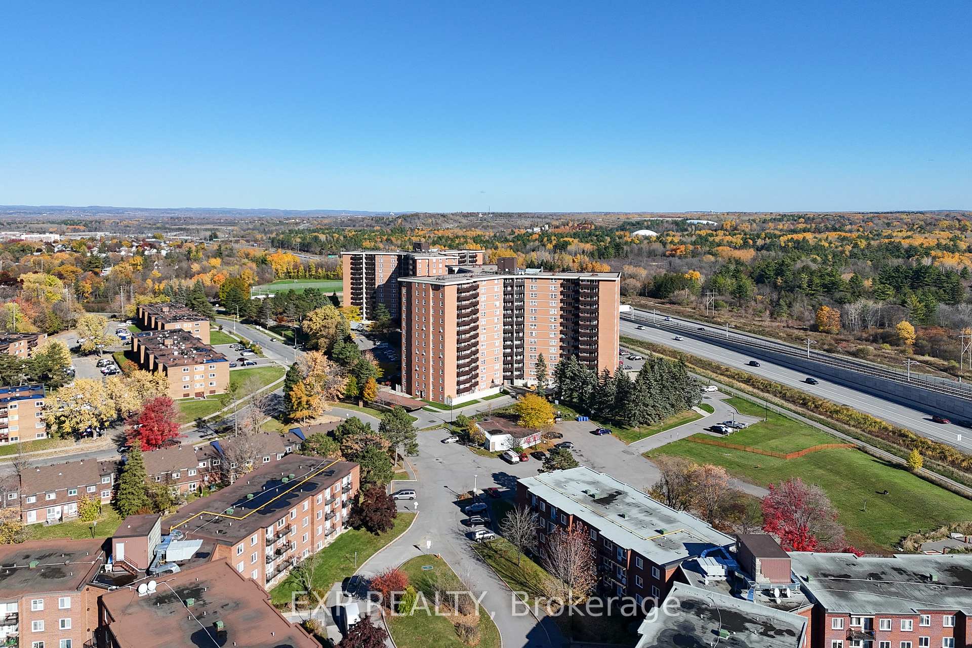 Front of Unit 415, 2000 Jasmine Crescent