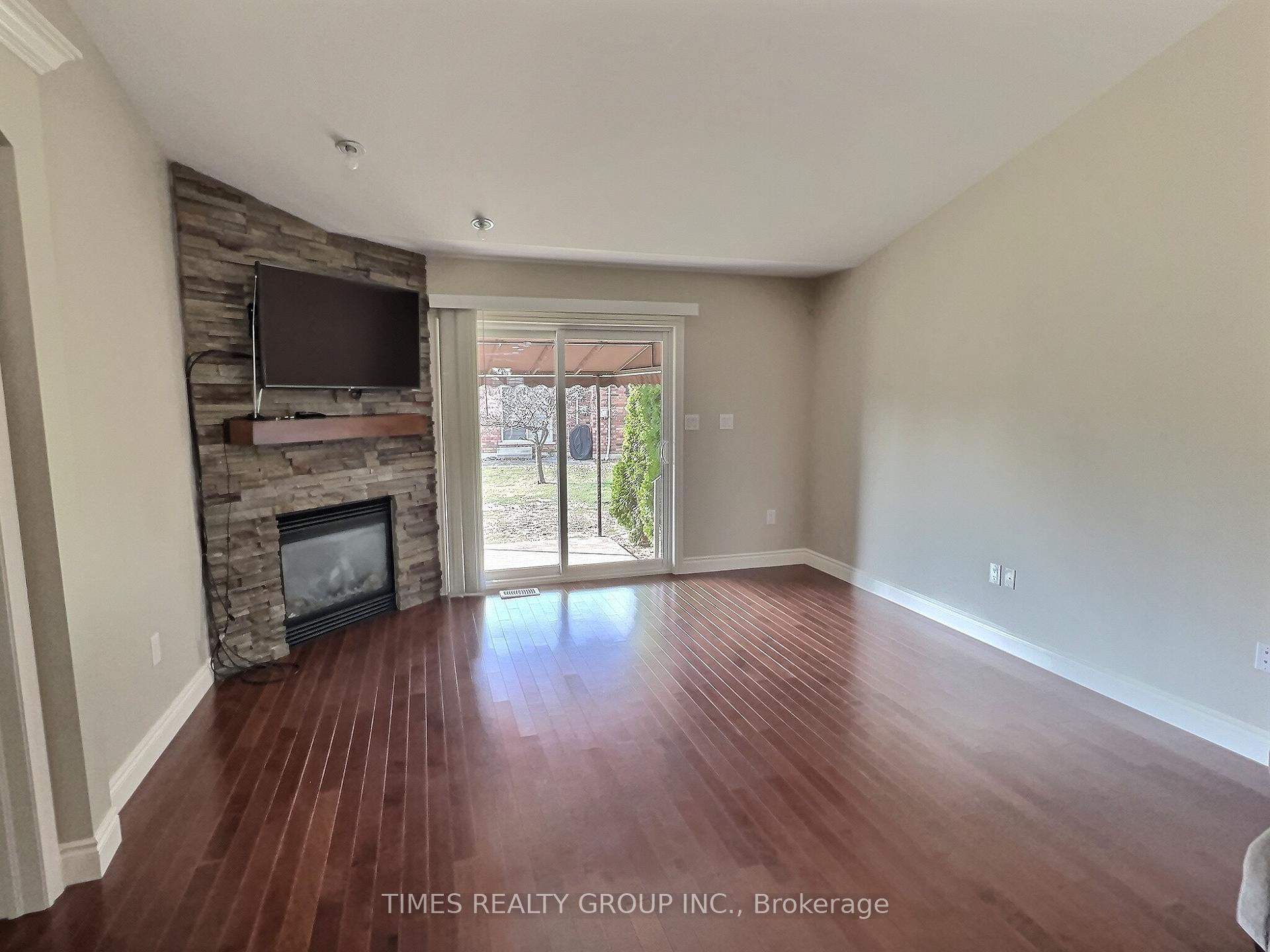 Photo 8 of 1515 Skinner Street, LaSalle — HOMEH