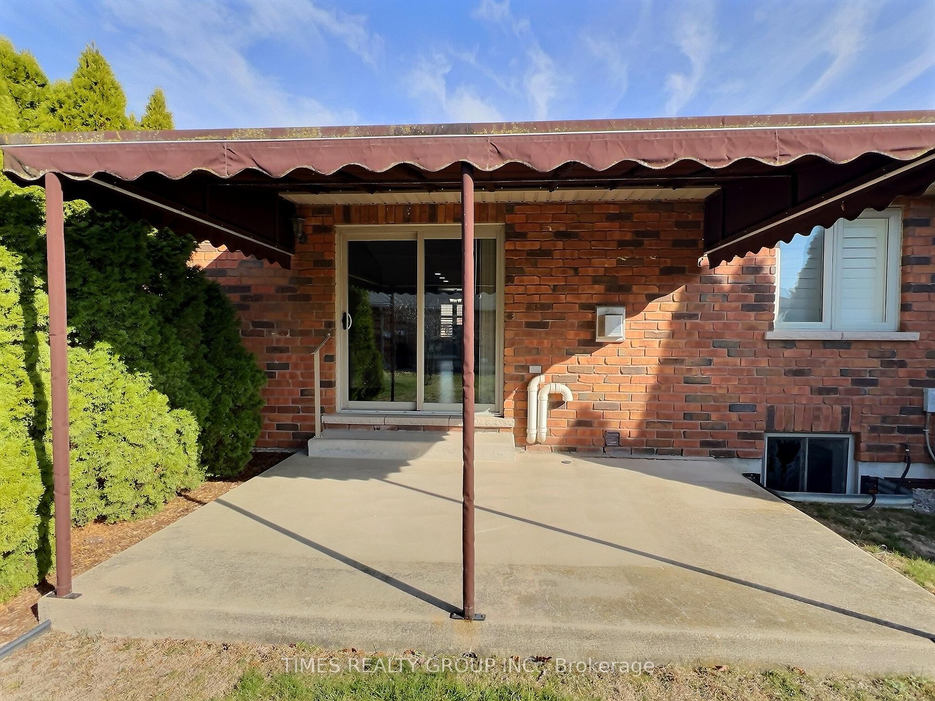 Photo 19 of 1515 Skinner Street, LaSalle — HOMEH