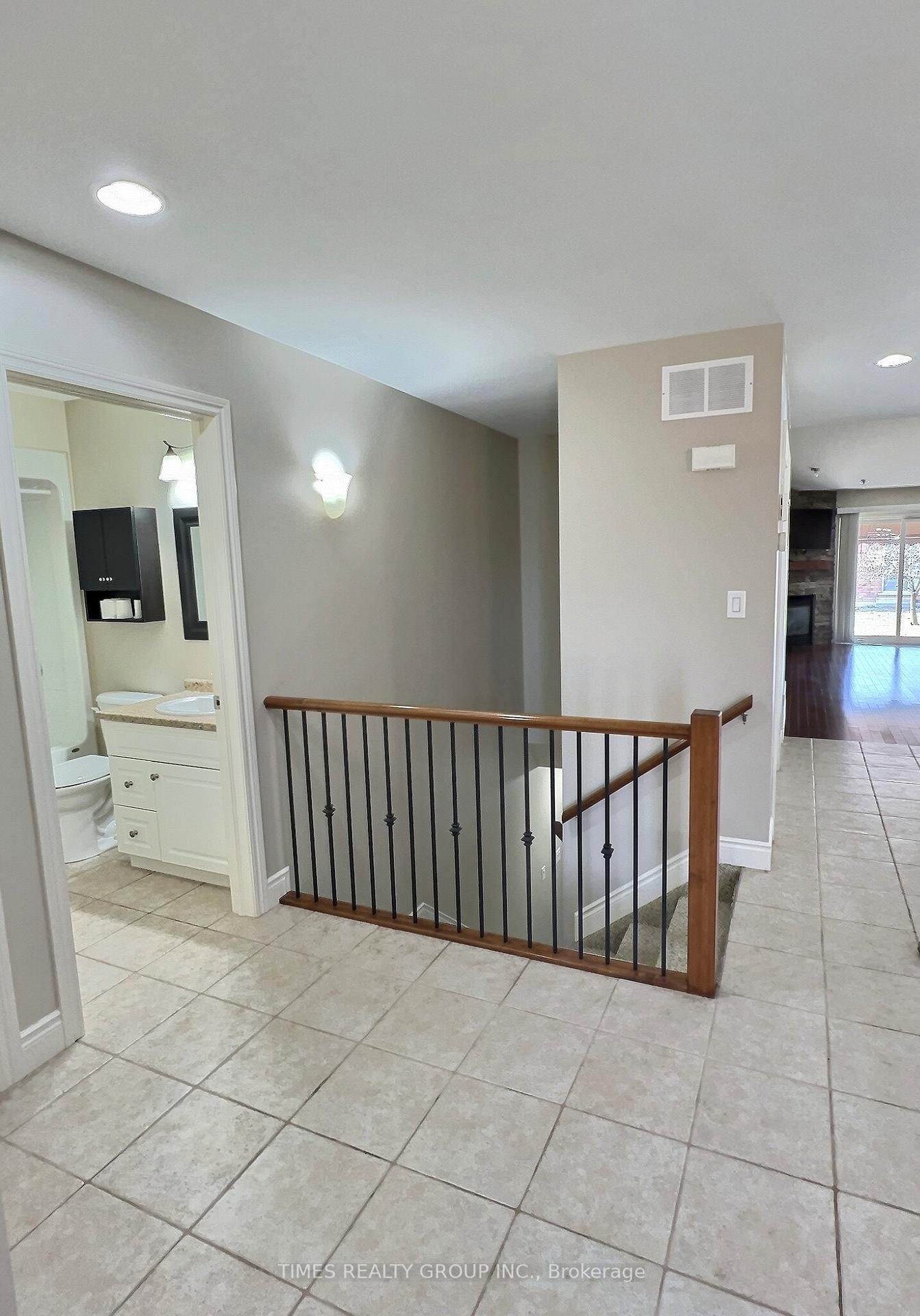 Photo 33 of 1515 Skinner Street, LaSalle — HOMEH