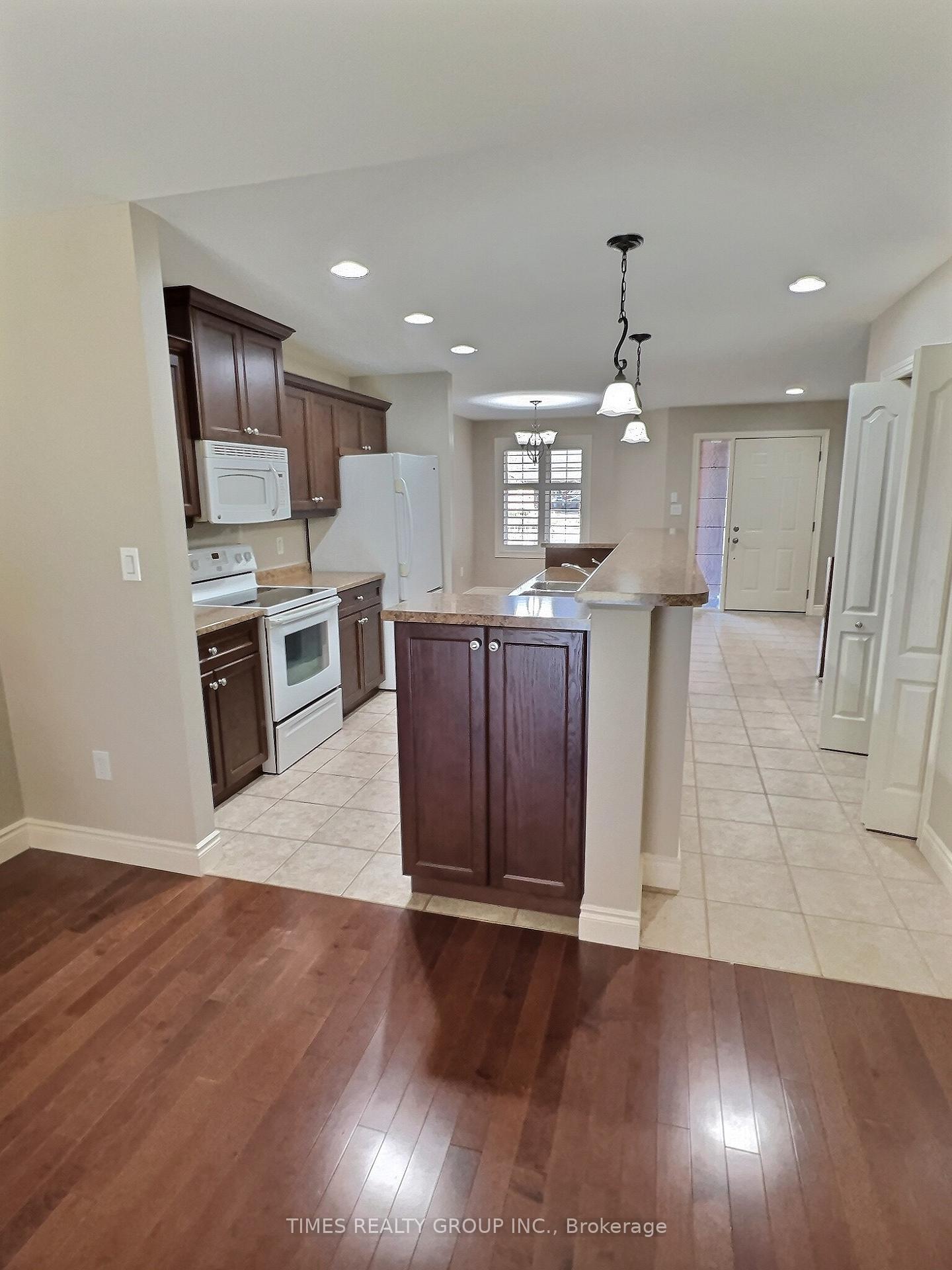 Photo 14 of 1515 Skinner Street, LaSalle — HOMEH