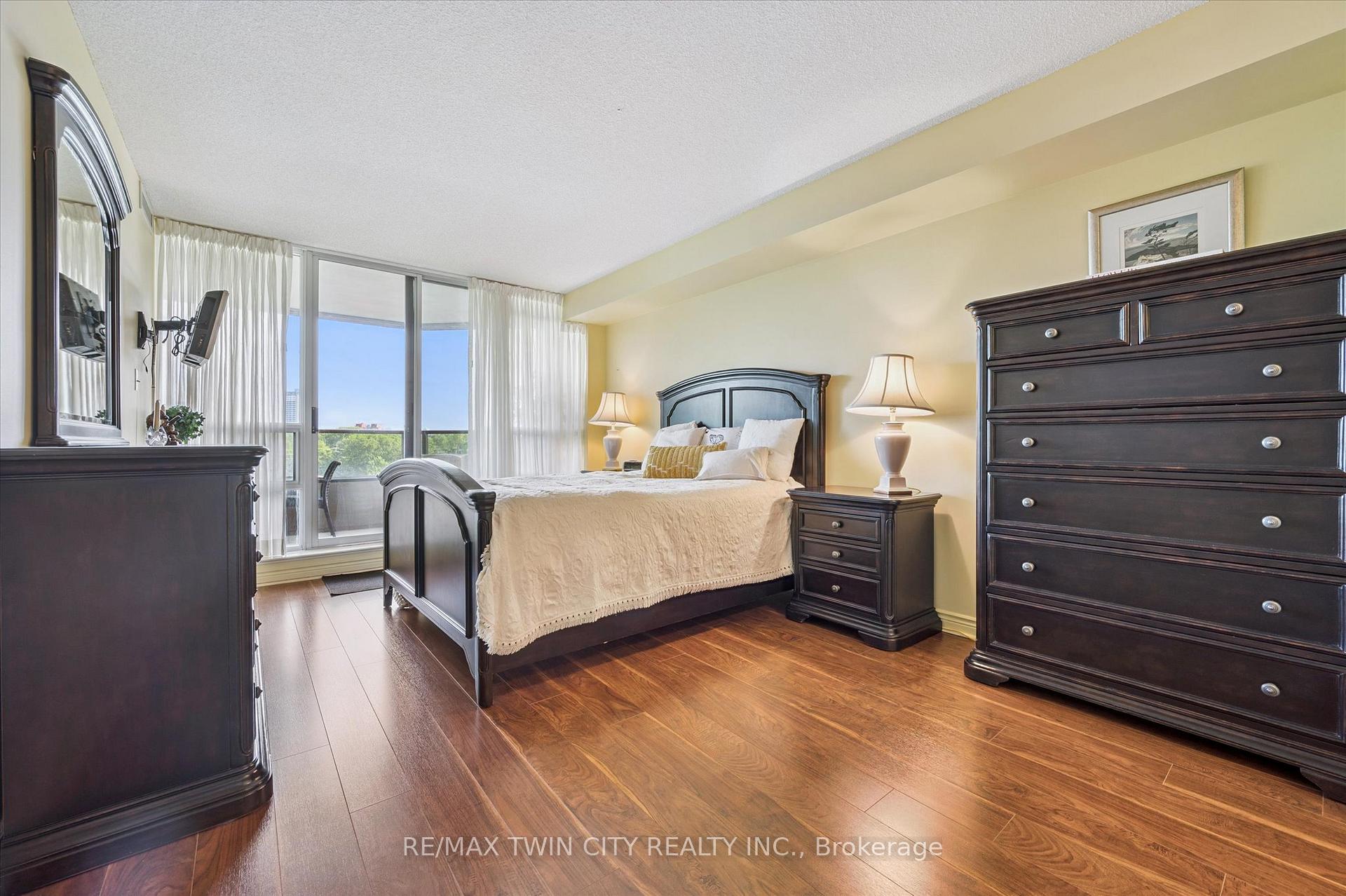 Photo 28 of Unit 702, 6 Willow Street, Waterloo — HOMEH