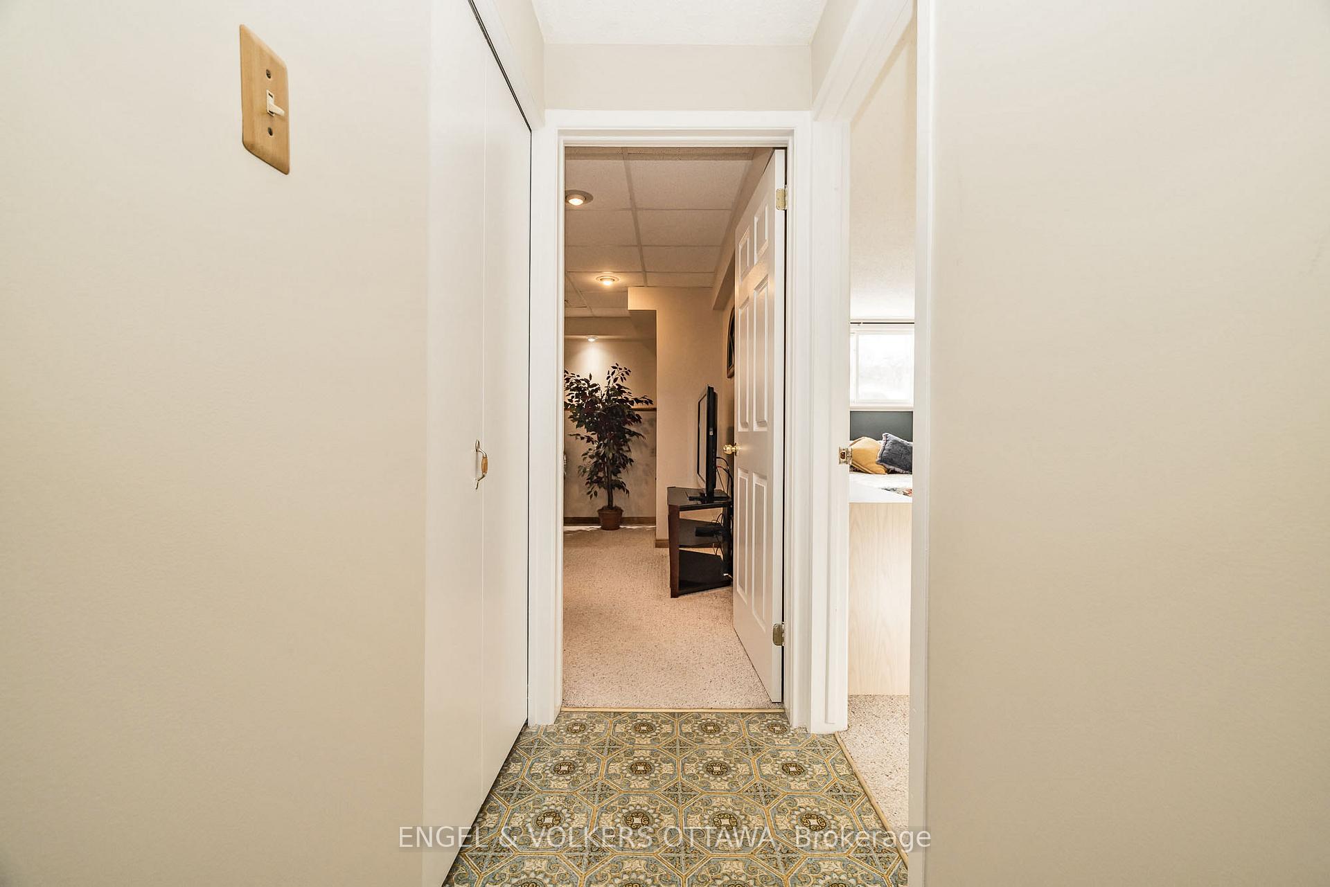 Photo 19 of 3377 Chilliwack Way, Ottawa, Sawmill Creek/Timbermill — HOMEH