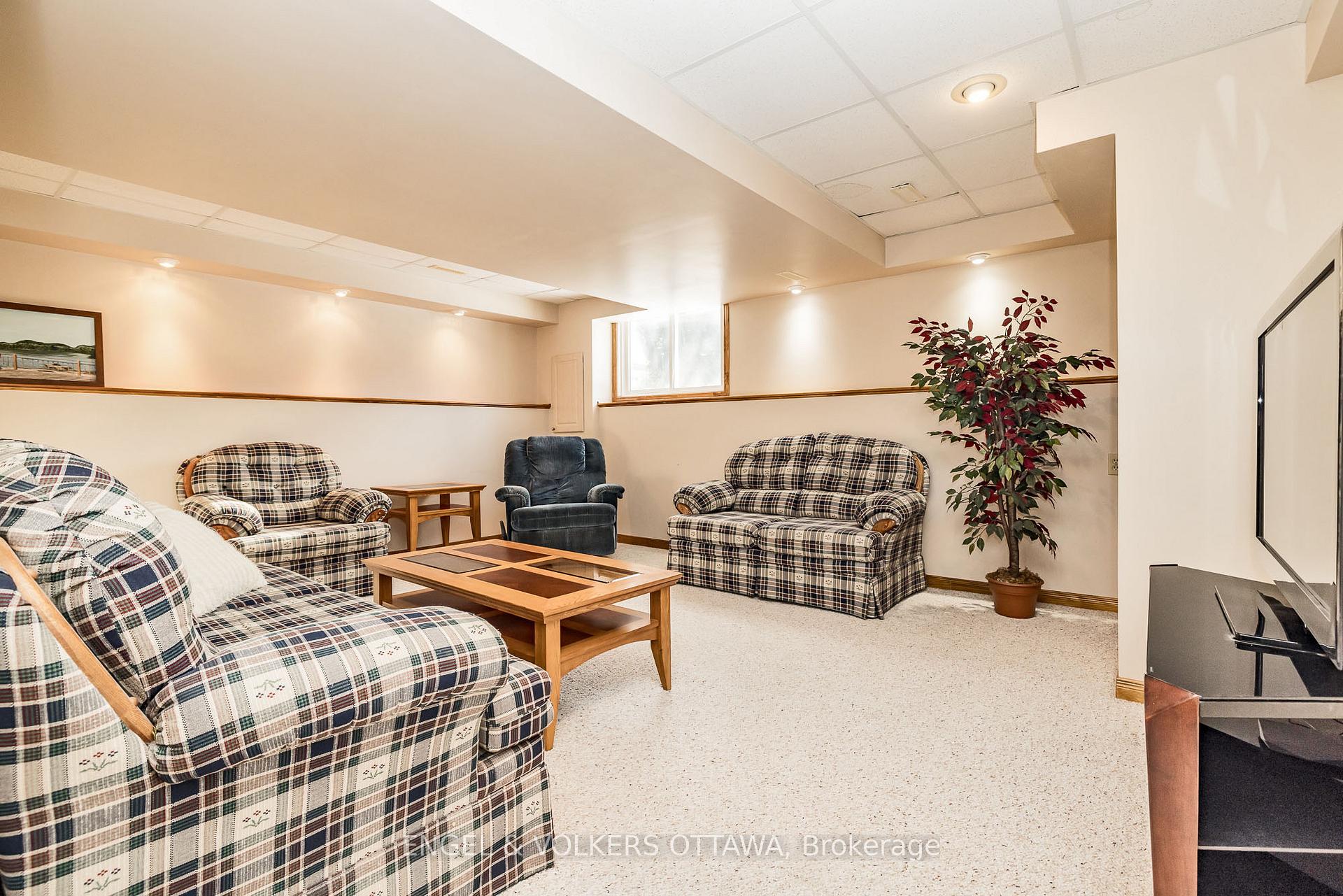Photo 20 of 3377 Chilliwack Way, Ottawa, Sawmill Creek/Timbermill — HOMEH