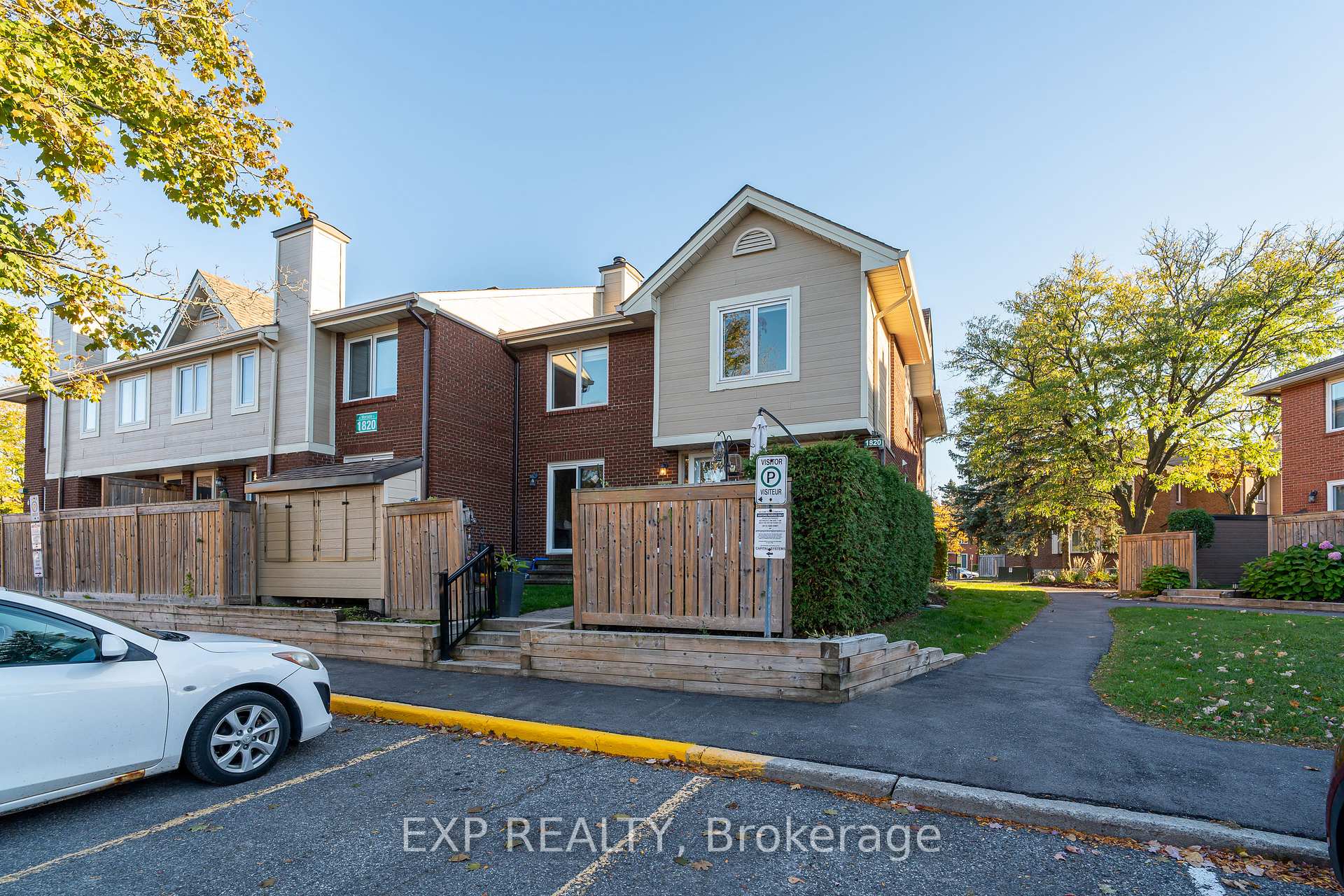 Photo 1 of Unit 104, 1820 Marsala Crescent, Ottawa, Fallingbrook/Pineridge — HOMEH