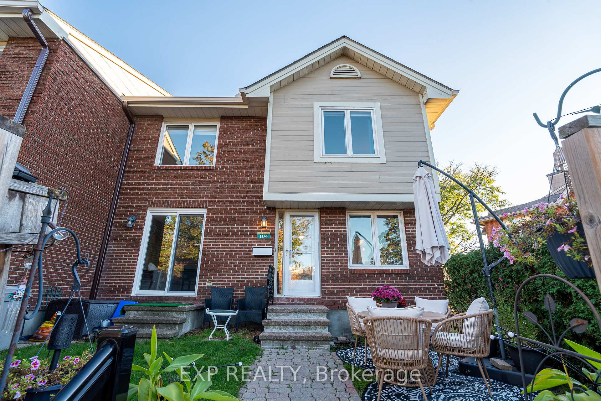 Photo 2 of Unit 104, 1820 Marsala Crescent, Ottawa, Fallingbrook/Pineridge — HOMEH