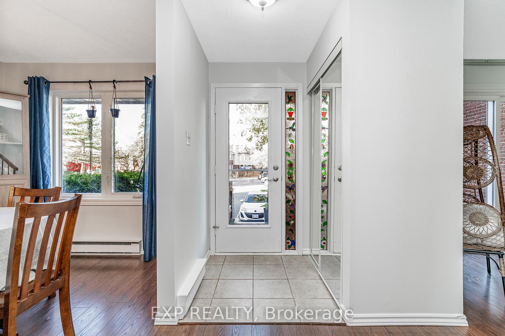 Photo 3 of Unit 104, 1820 Marsala Crescent, Ottawa, Fallingbrook/Pineridge — HOMEH