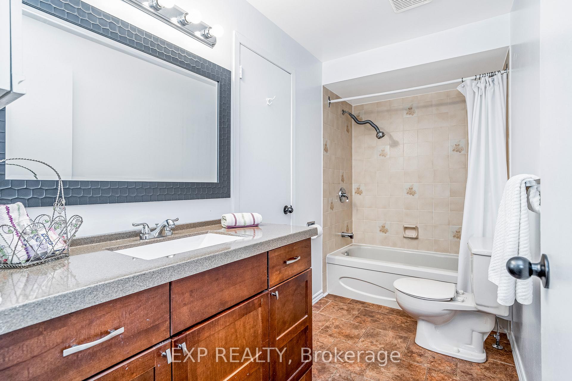 Photo 6 of Unit 104, 1820 Marsala Crescent, Ottawa, Fallingbrook/Pineridge — HOMEH