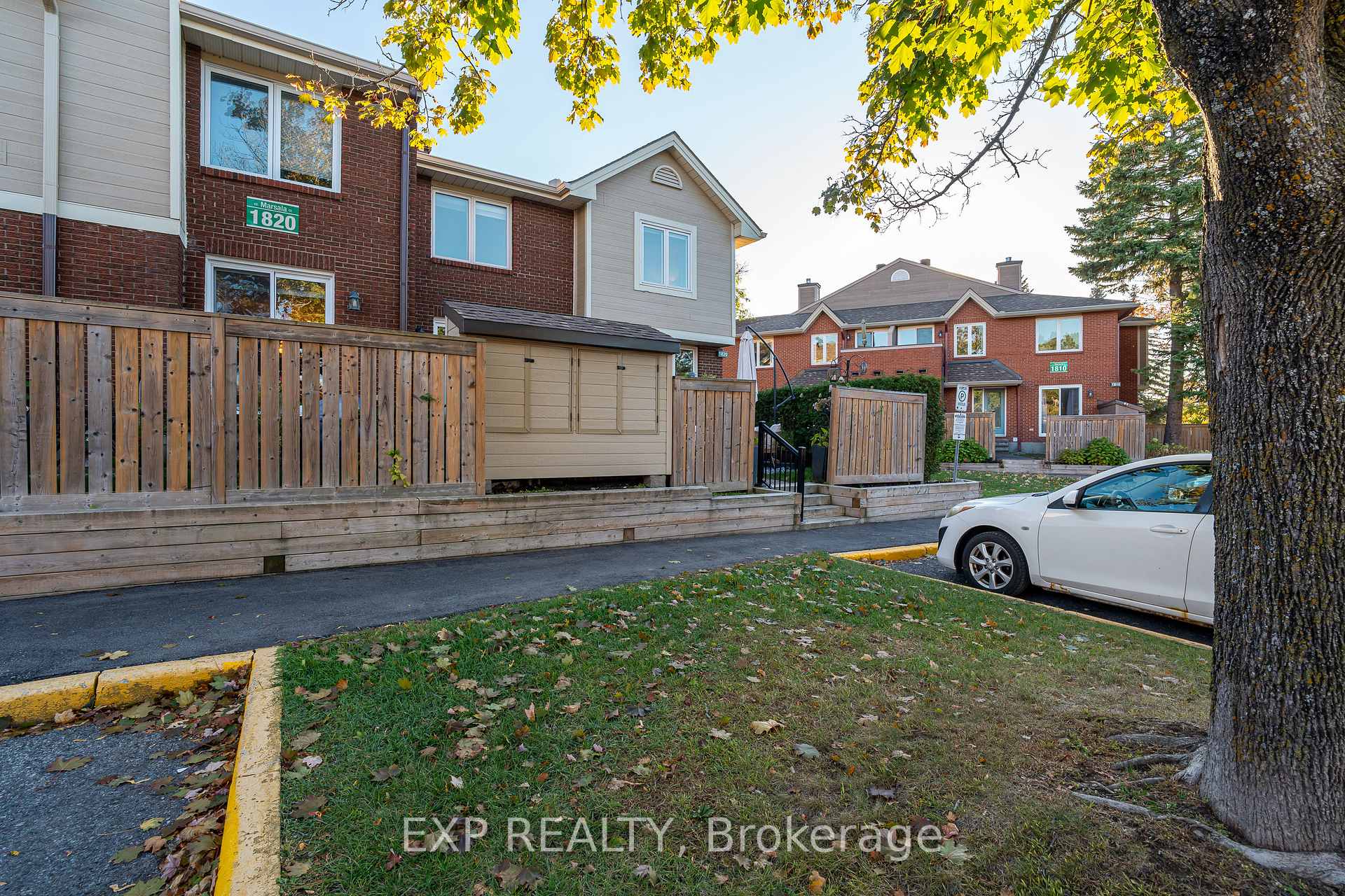 Photo 48 of Unit 104, 1820 Marsala Crescent, Ottawa, Fallingbrook/Pineridge — HOMEH