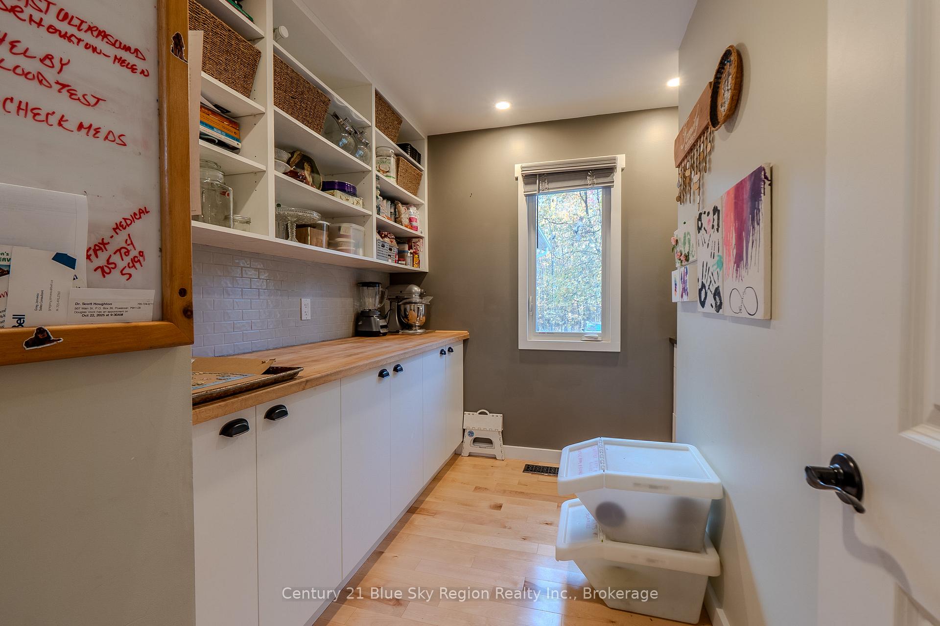 Photo 8 of 503 Ski Hill Road, Powassan — HOMEH