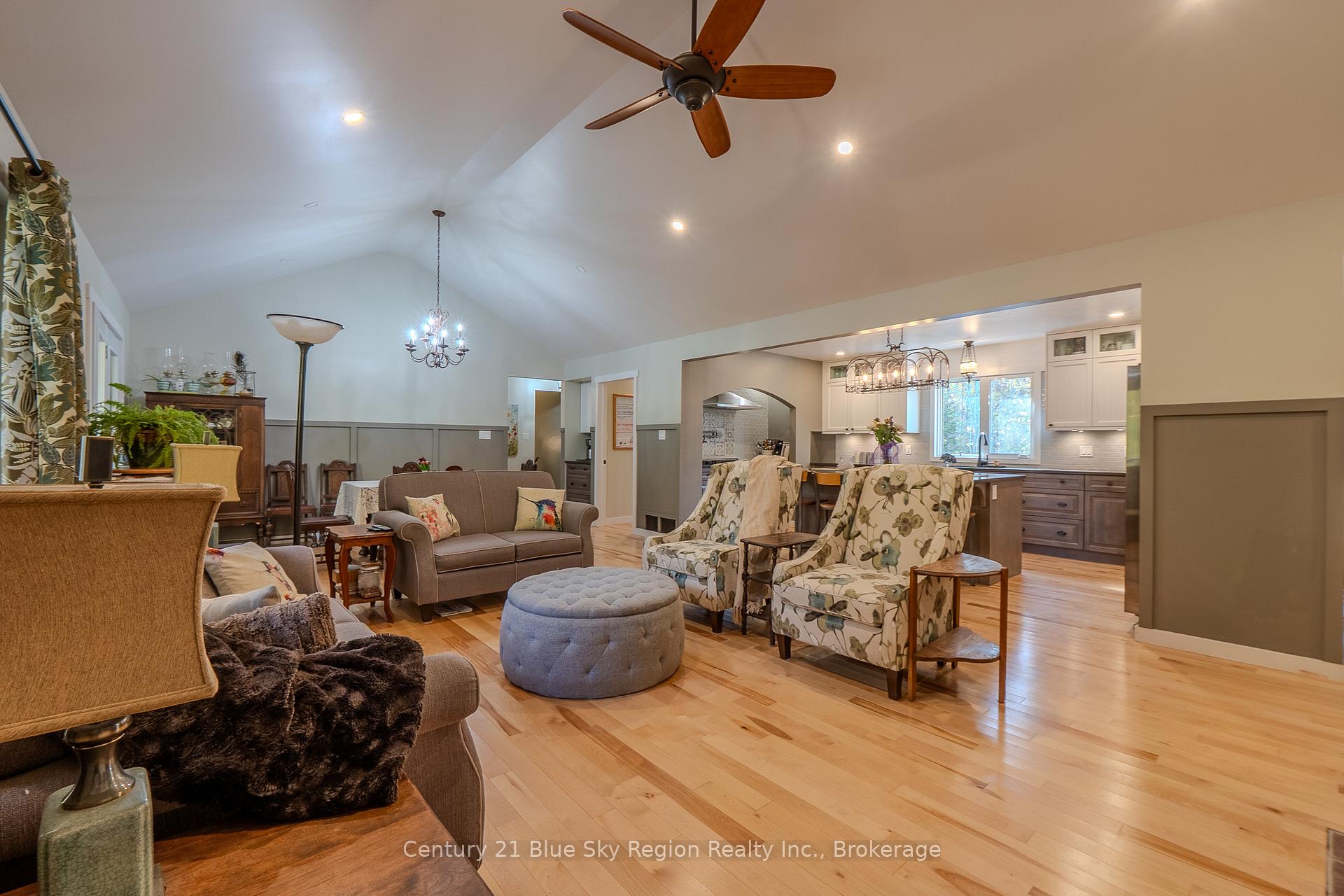 Photo 11 of 503 Ski Hill Road, Powassan — HOMEH