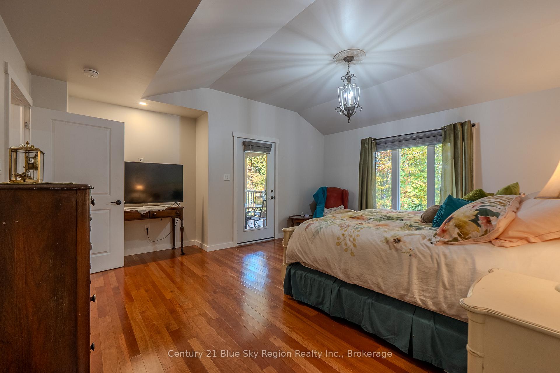 Photo 21 of 503 Ski Hill Road, Powassan — HOMEH