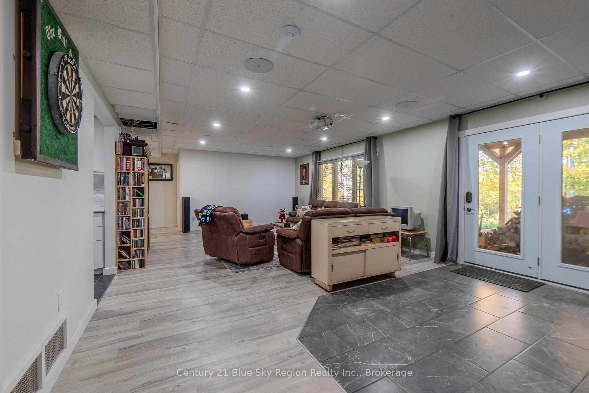 Photo 26 of 503 Ski Hill Road, Powassan — HOMEH
