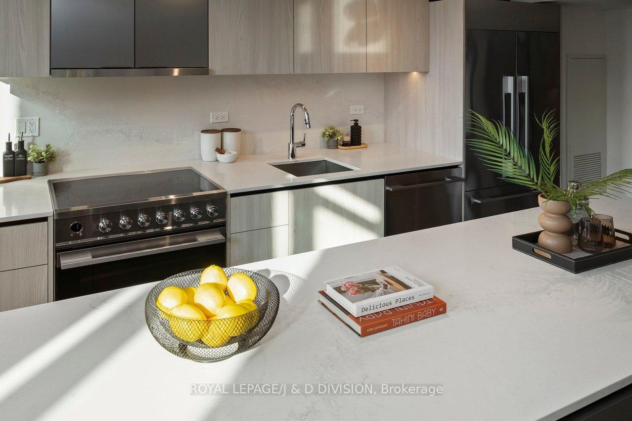 Photo 13 of Unit 409, 150 Logan Avenue, Toronto, South Riverdale — HOMEH
