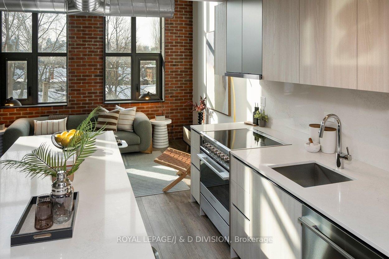 Photo 14 of Unit 409, 150 Logan Avenue, Toronto, South Riverdale — HOMEH