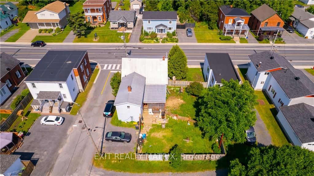 Photo 3 of 81 High Street, Champlain, Vankleek Hill — HOMEH