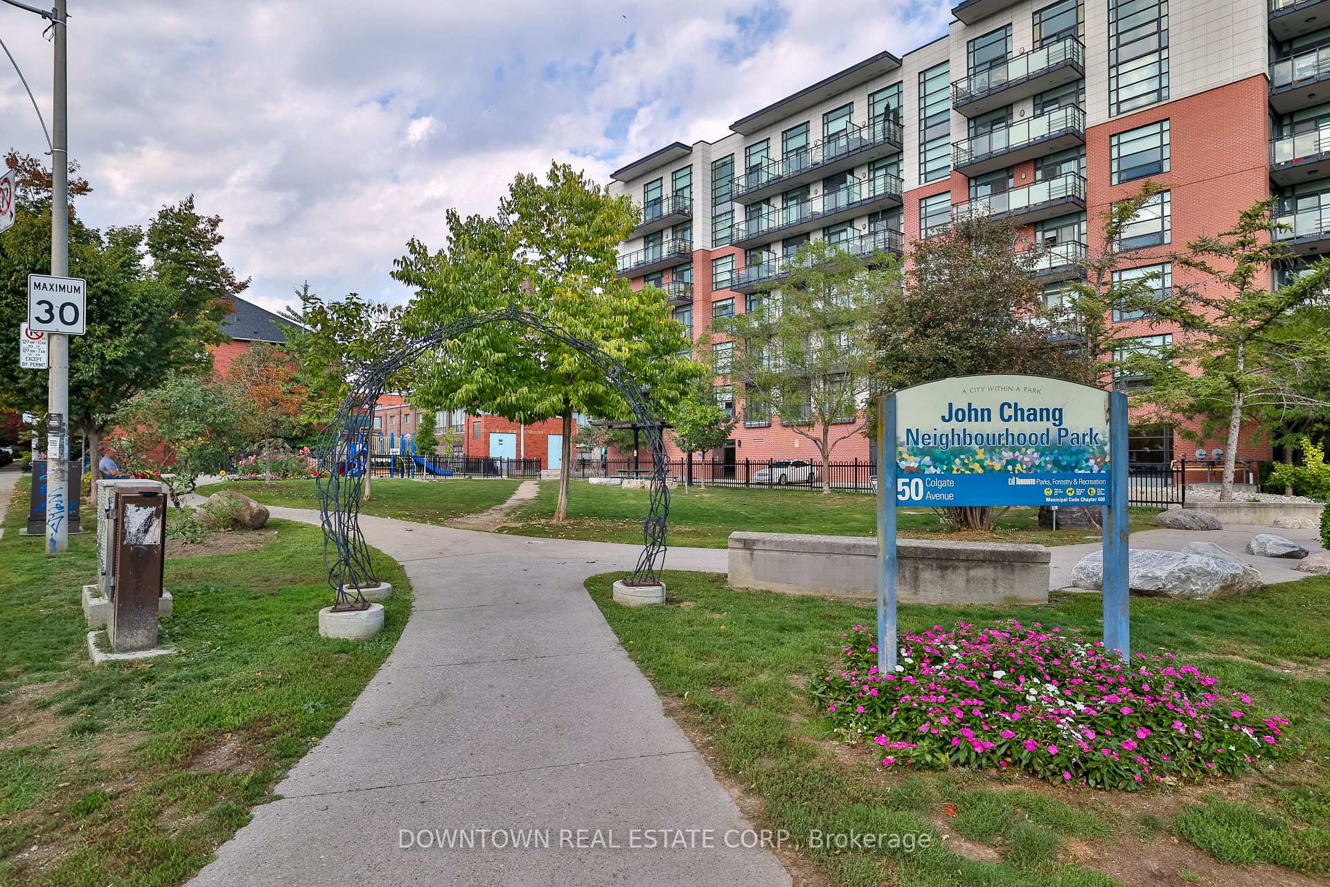 Photo 23 of Unit 404, 53 Colgate Avenue, Toronto, South Riverdale — HOMEH