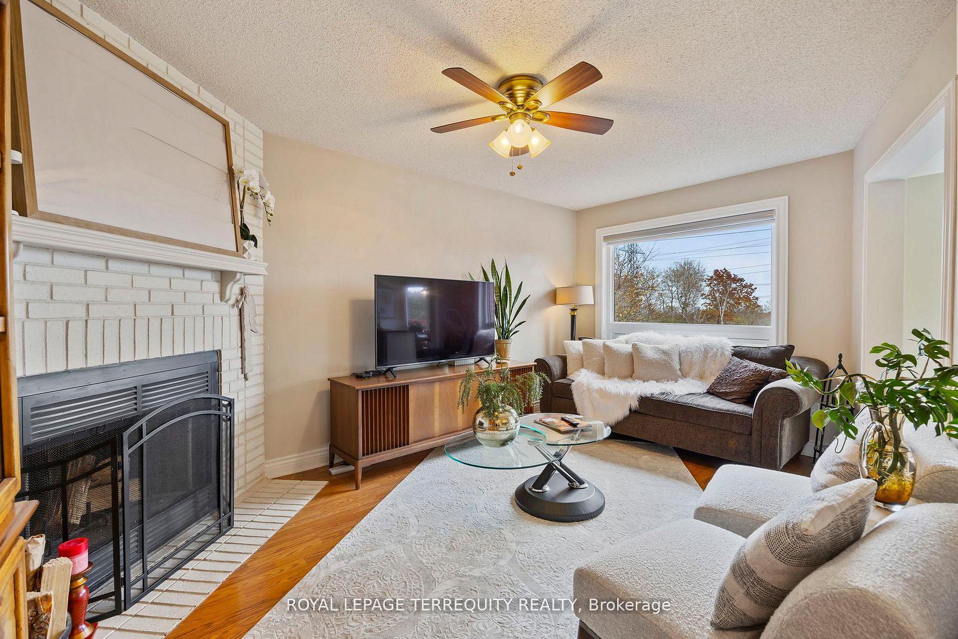 Photo 16 of 1080 Wildrose Crescent, Pickering, Liverpool — HOMEH