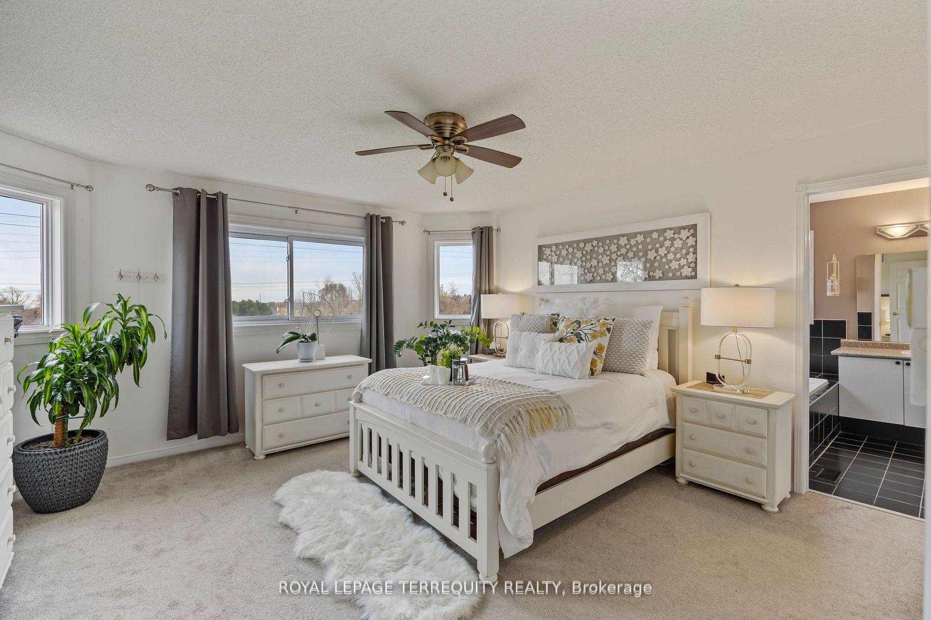 Photo 7 of 1080 Wildrose Crescent, Pickering, Liverpool — HOMEH
