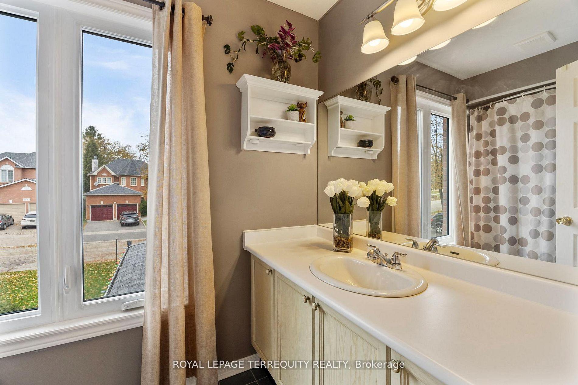 Photo 44 of 1080 Wildrose Crescent, Pickering, Liverpool — HOMEH