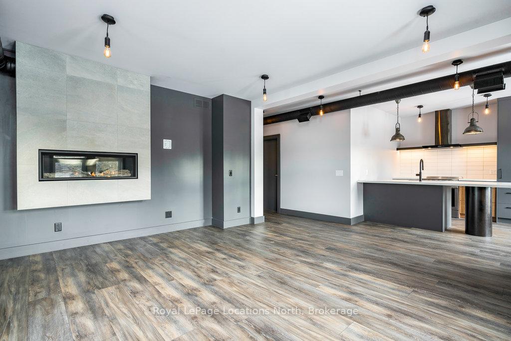 Photo 6 of Unit 2, 20 Alice Street E, Blue Mountains — HOMEH