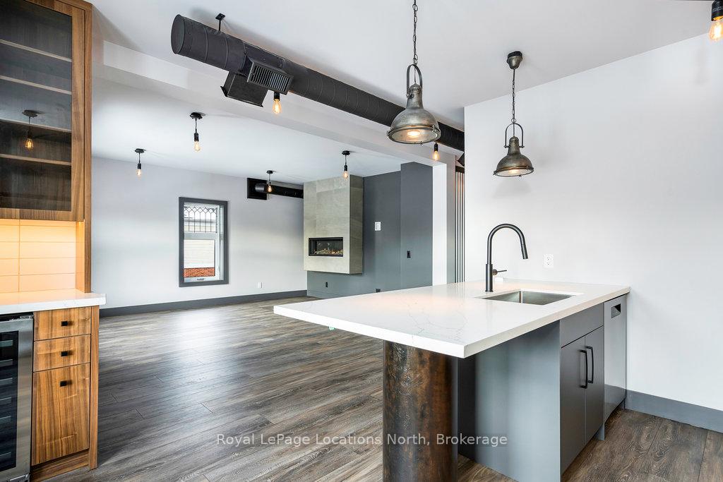 Photo 13 of Unit 2, 20 Alice Street E, Blue Mountains — HOMEH